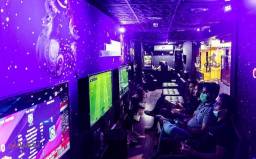 یک ساعت PS4 در مجموعه اورانوس