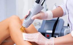 لیزر پاها در مطب زیبایی زیبا رویان با دستگاه سوپرانو تیتانیوم 2025 با 35% تخفیف