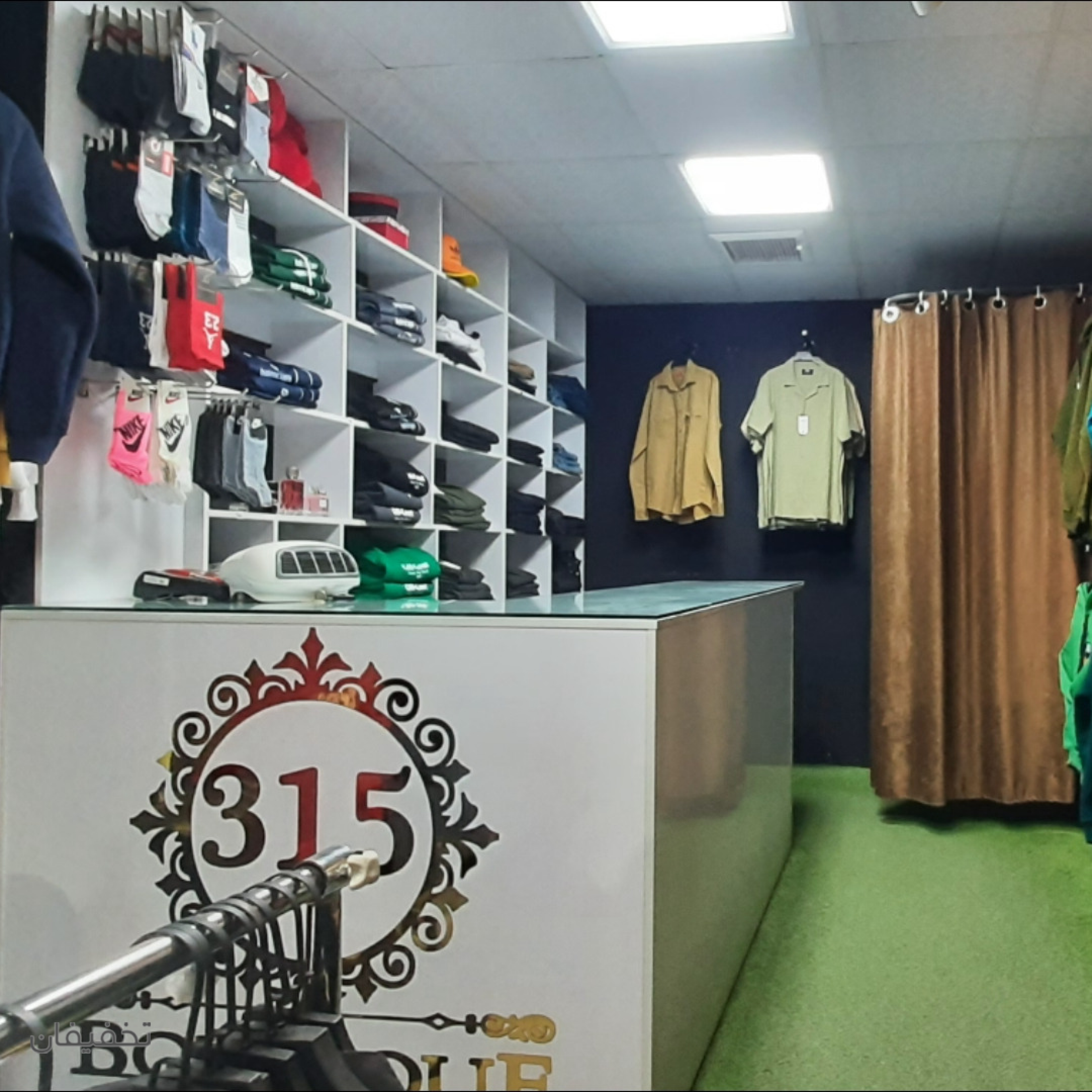فروشگاه پوشاک بوتیک  315