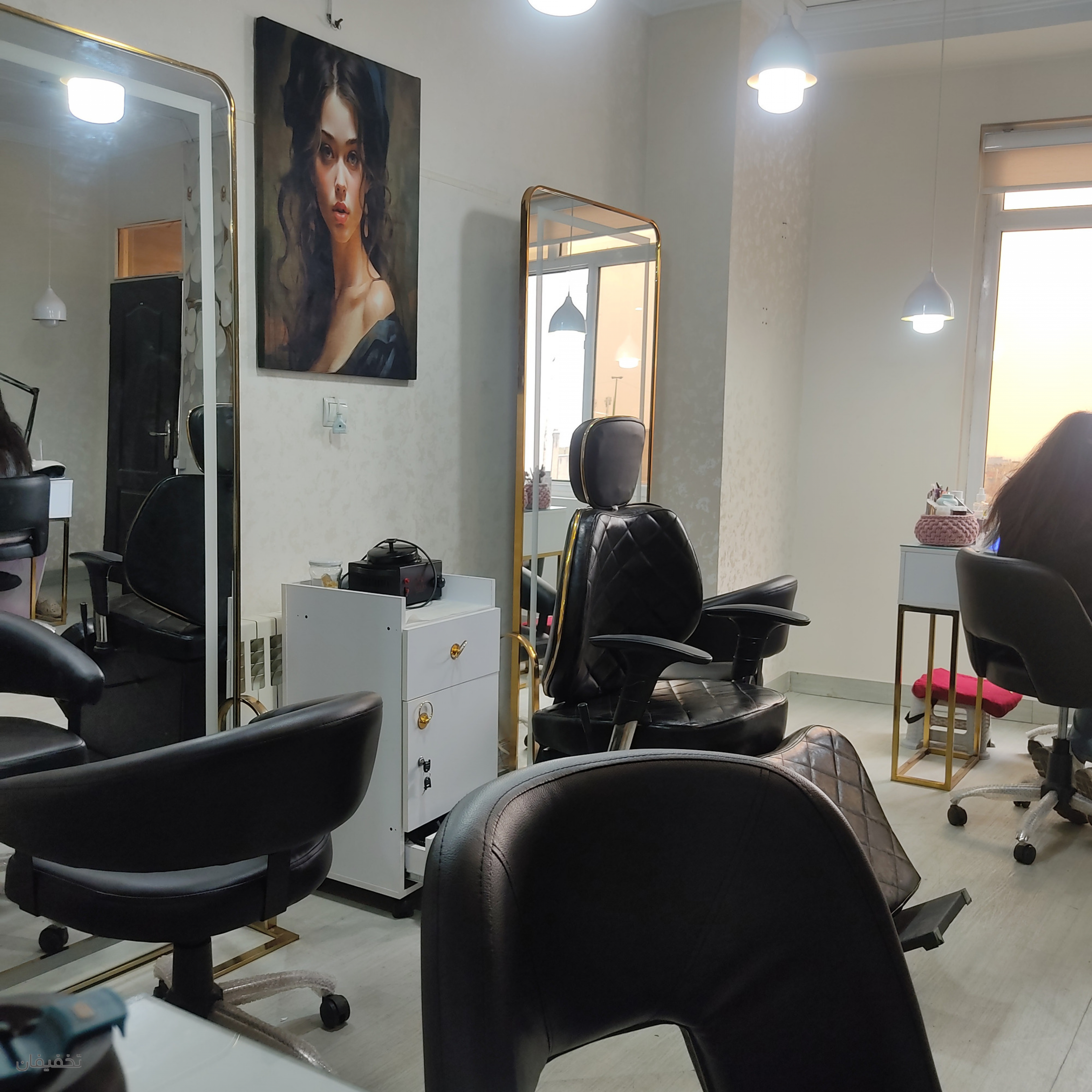 سالن زیبایی سه نیک