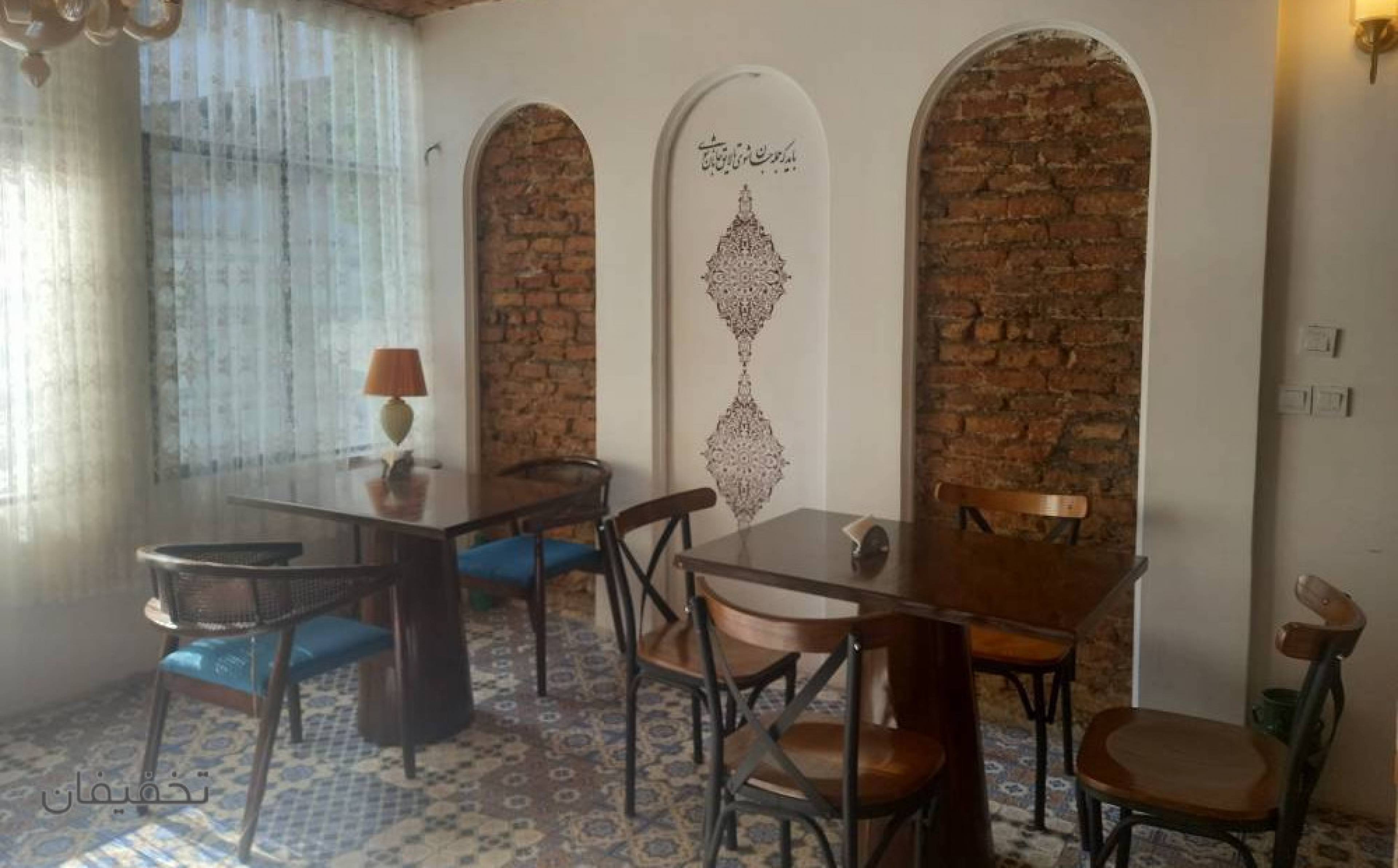 کافه رستوران عمارت پارسا