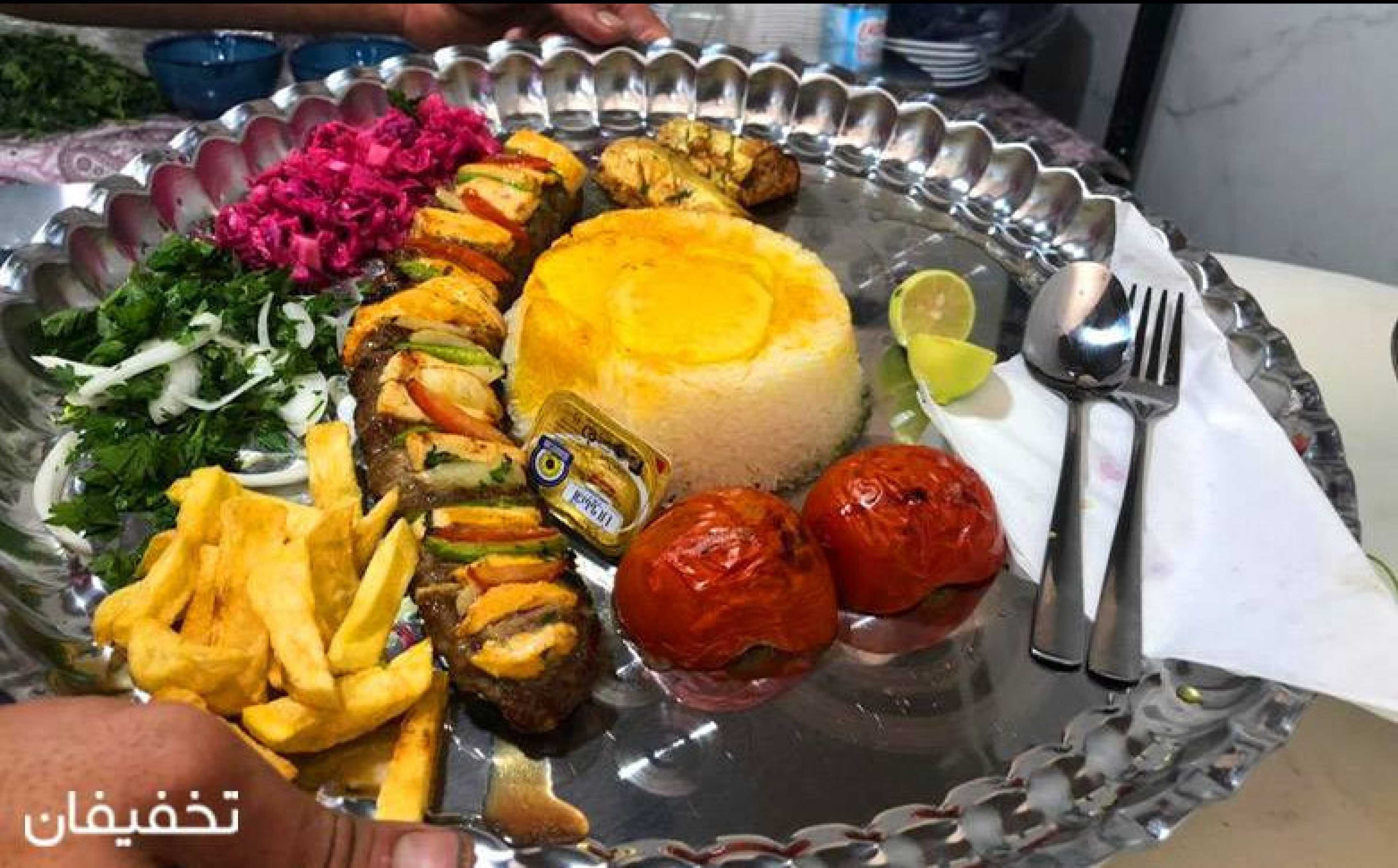 کافه رستوران امیران اندیشه