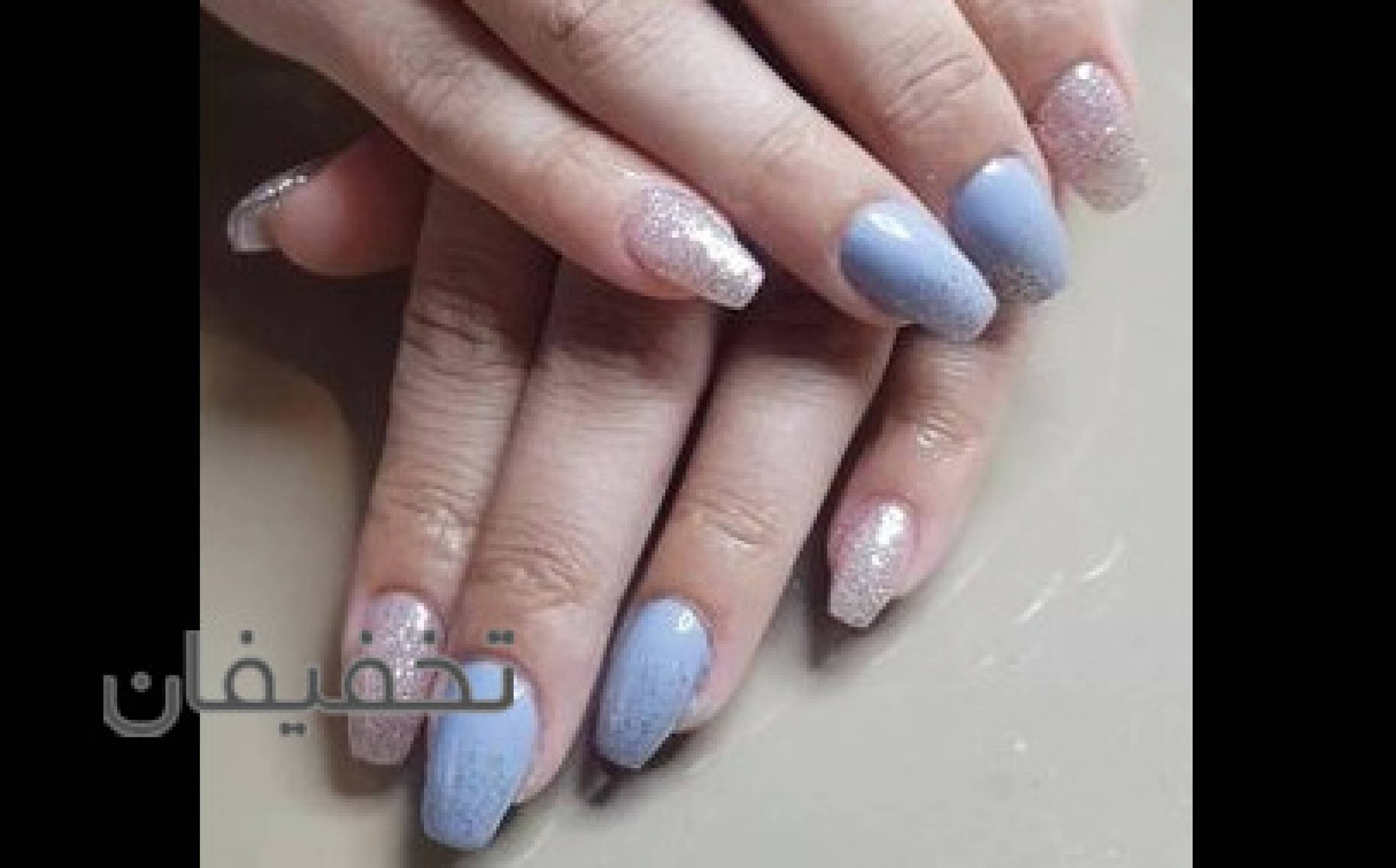 خدمات ناخن آدرینا