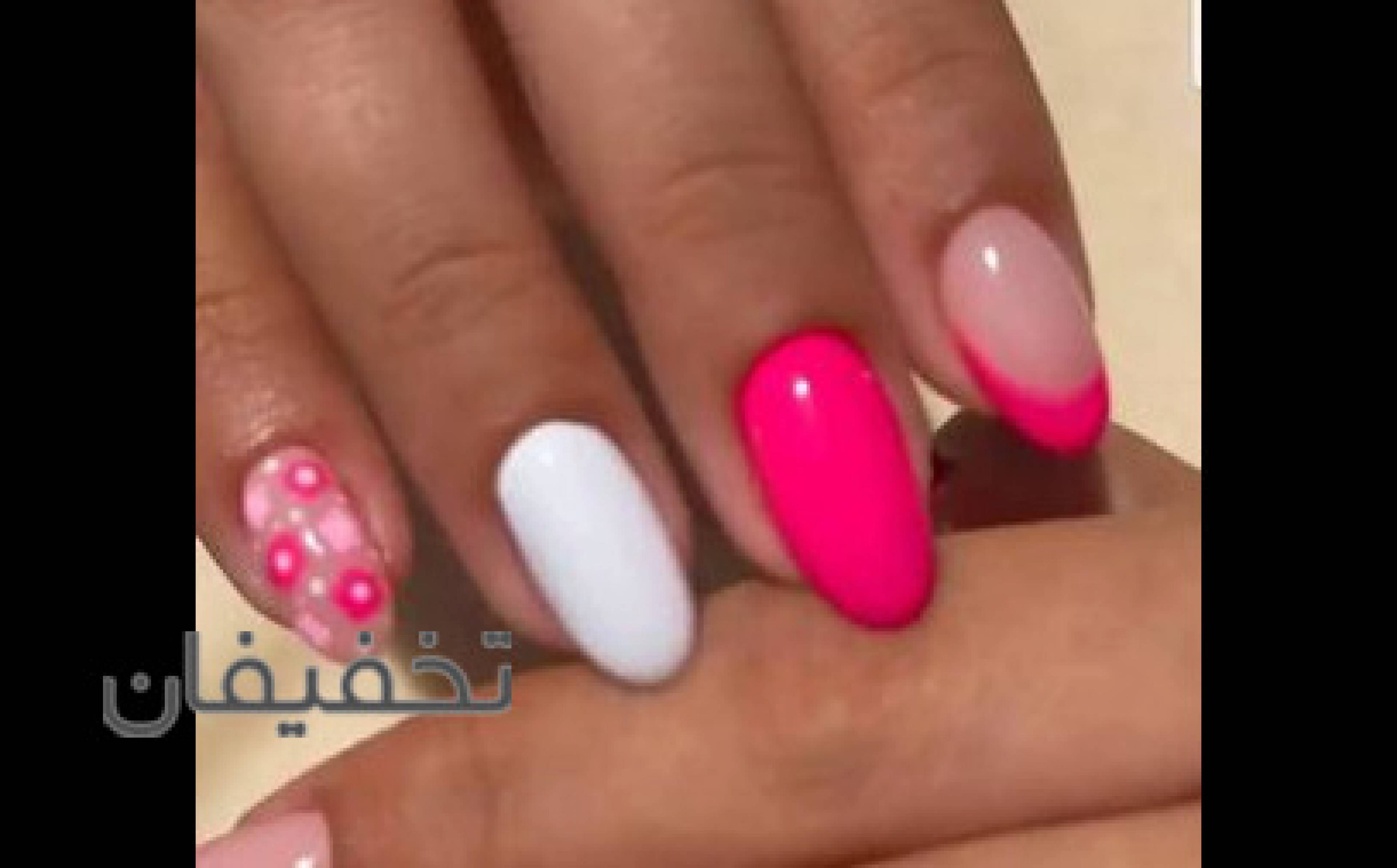 خدمات ناخن آدرینا