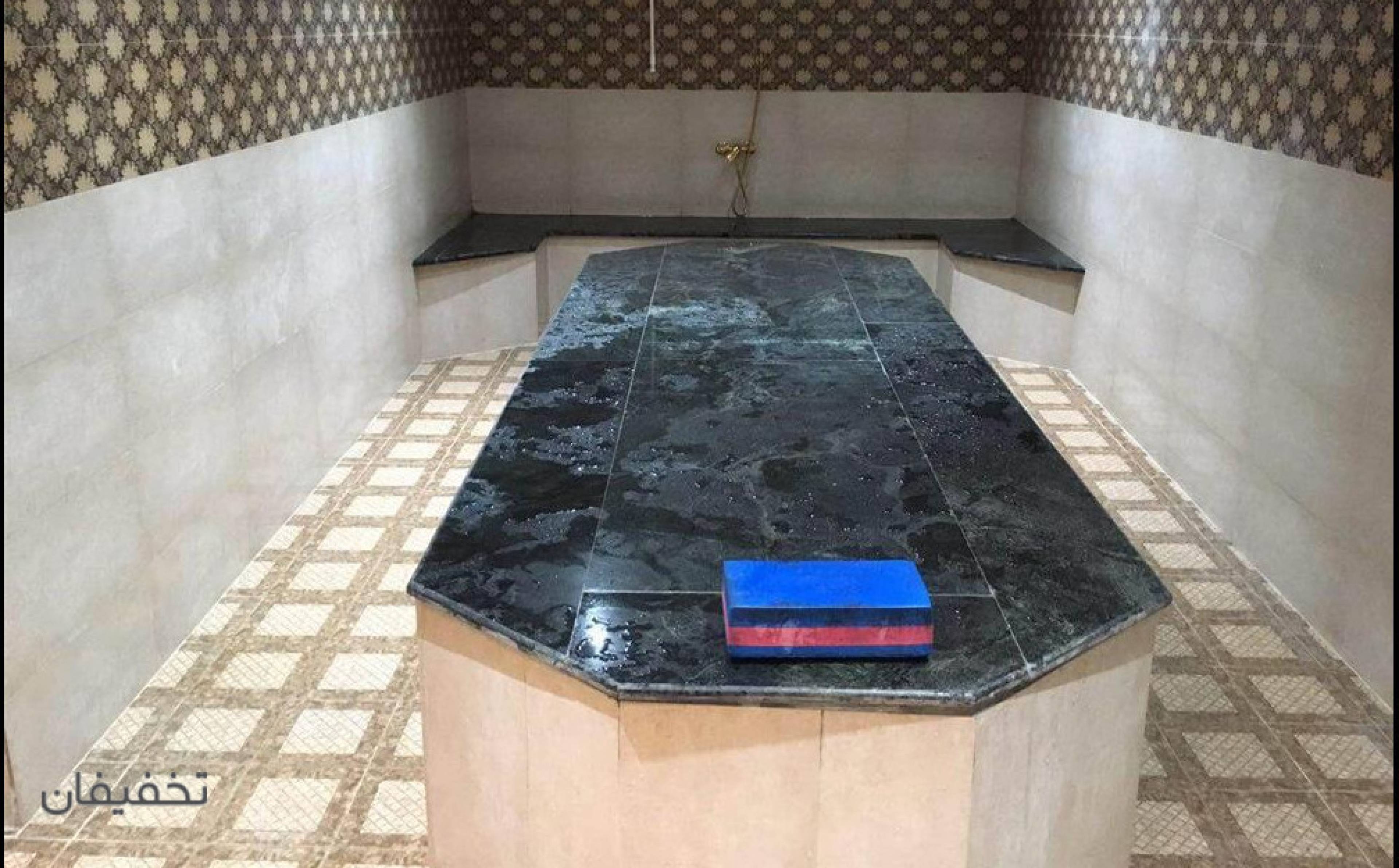 استخر وسونا ساحل