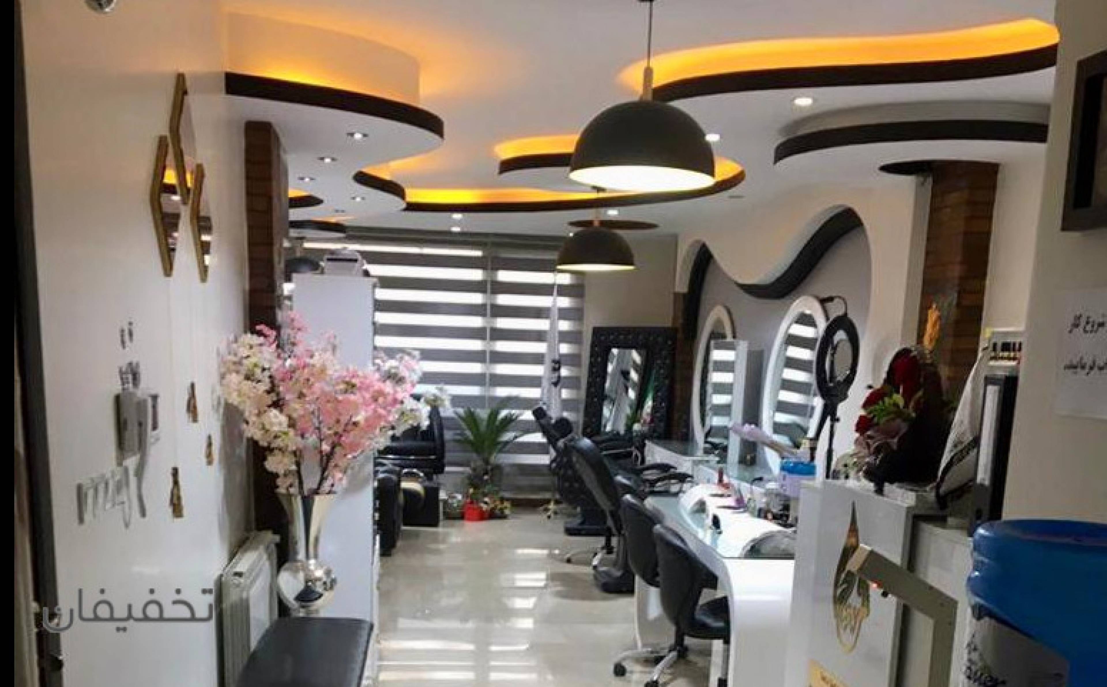  آموزشگاه ناخن سارا یاری