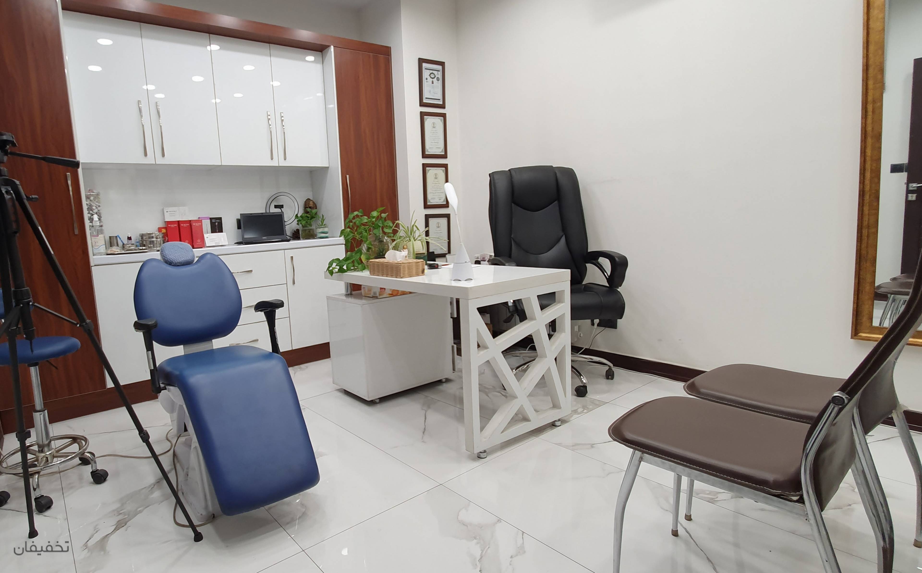  مرکز پوست مو زیبایی و دندانپزشکی مائین