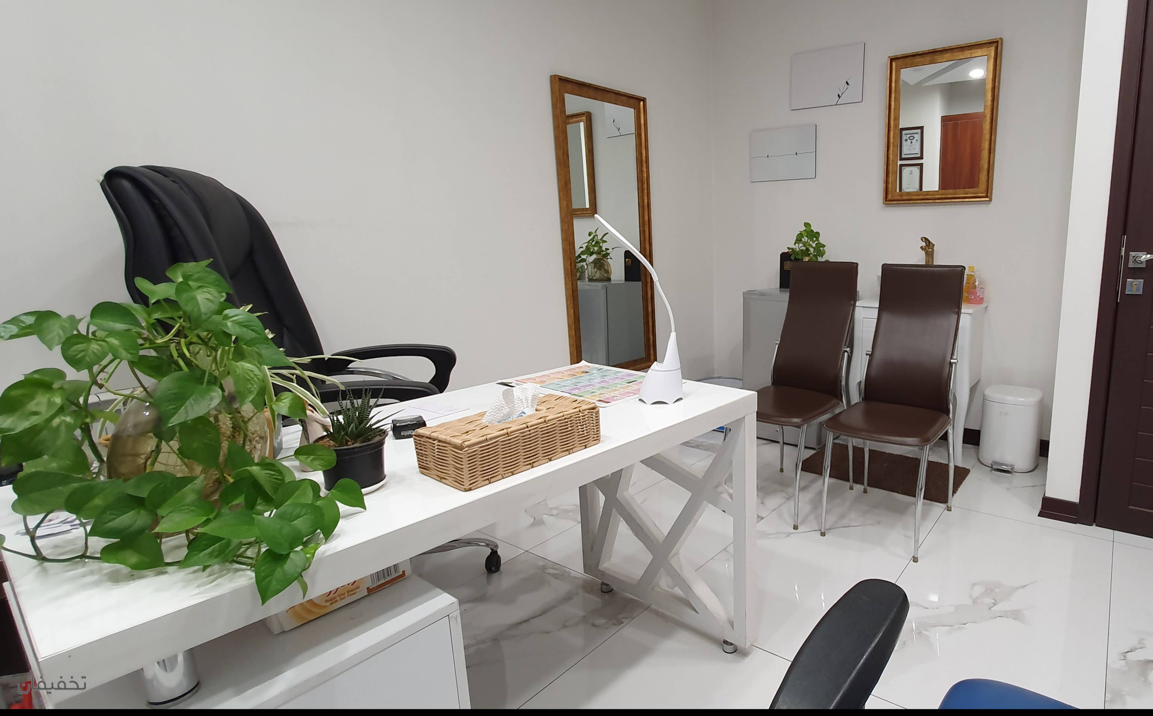  مرکز پوست مو زیبایی و دندانپزشکی مائین