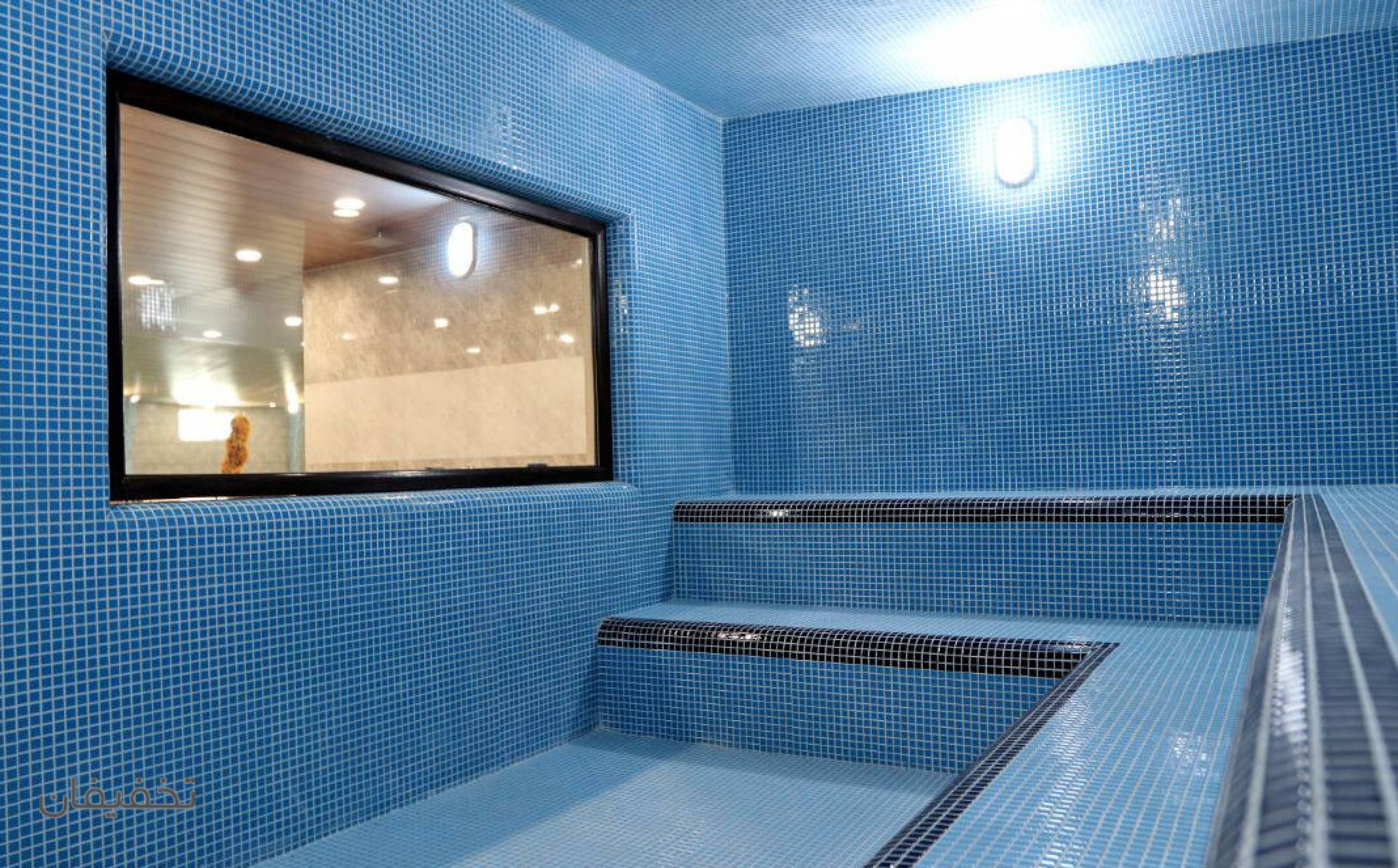 استخر پدیده