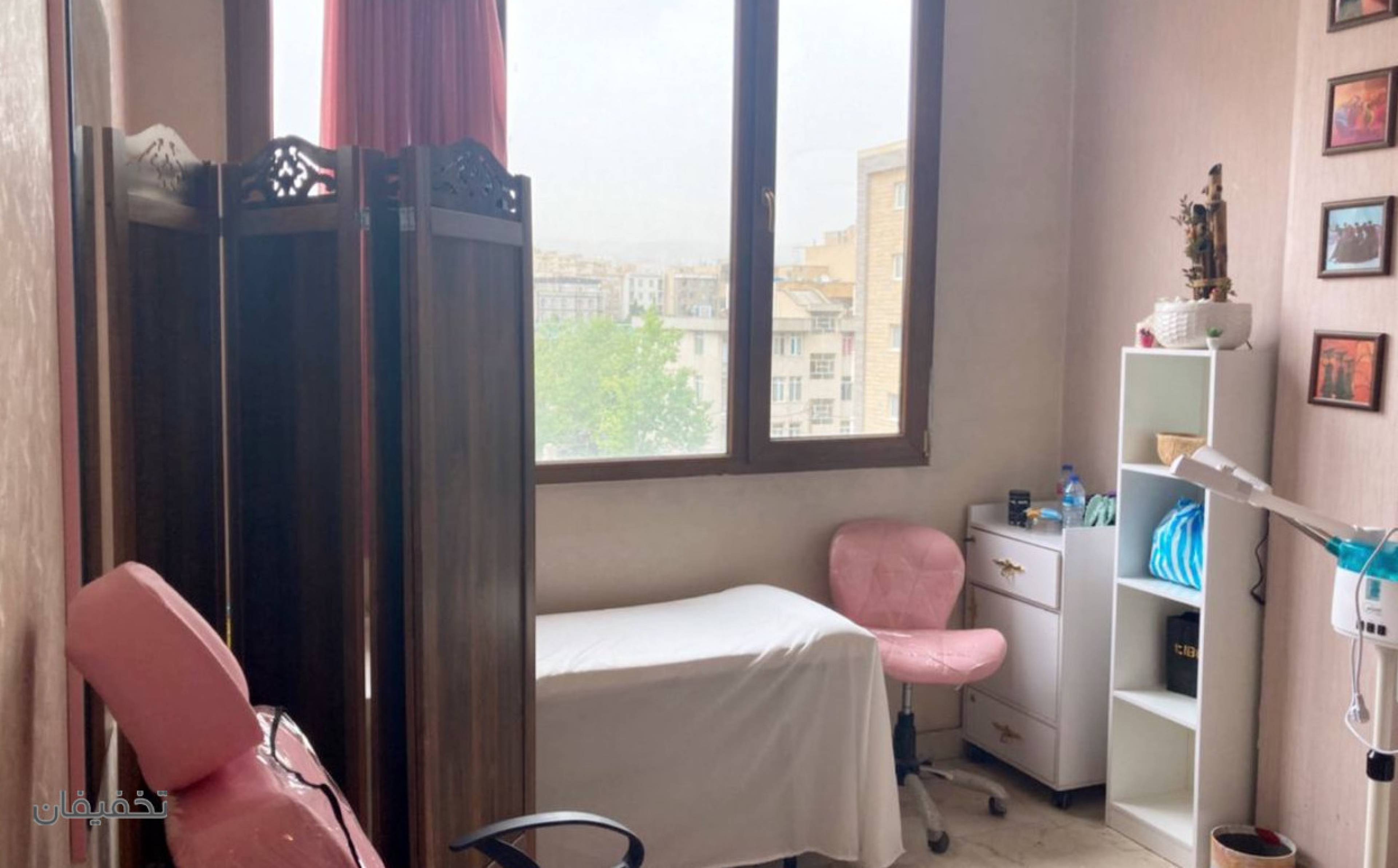 مرکز مژه و ابرو الهه عقیلی