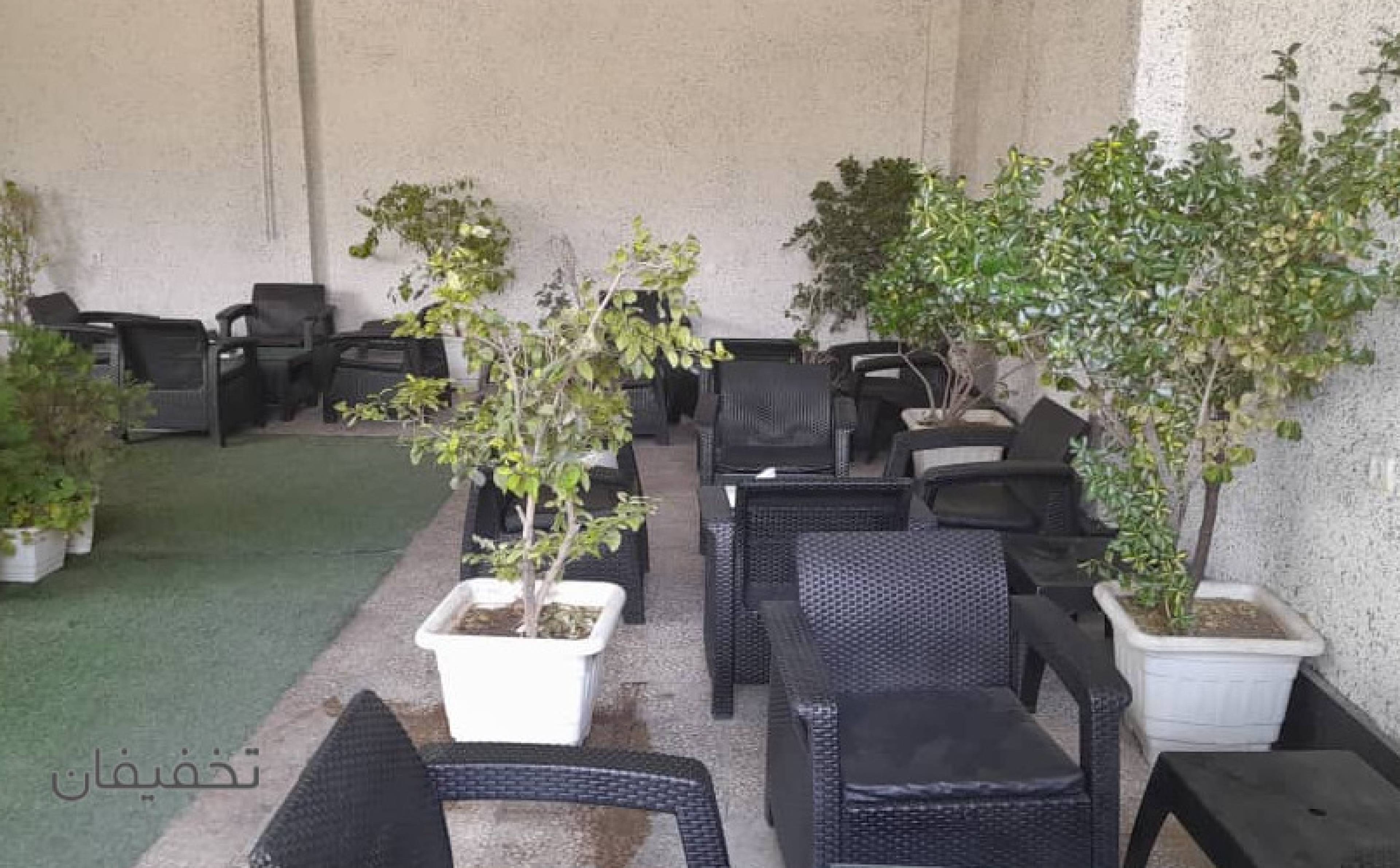 باغچه رستوران صحرا