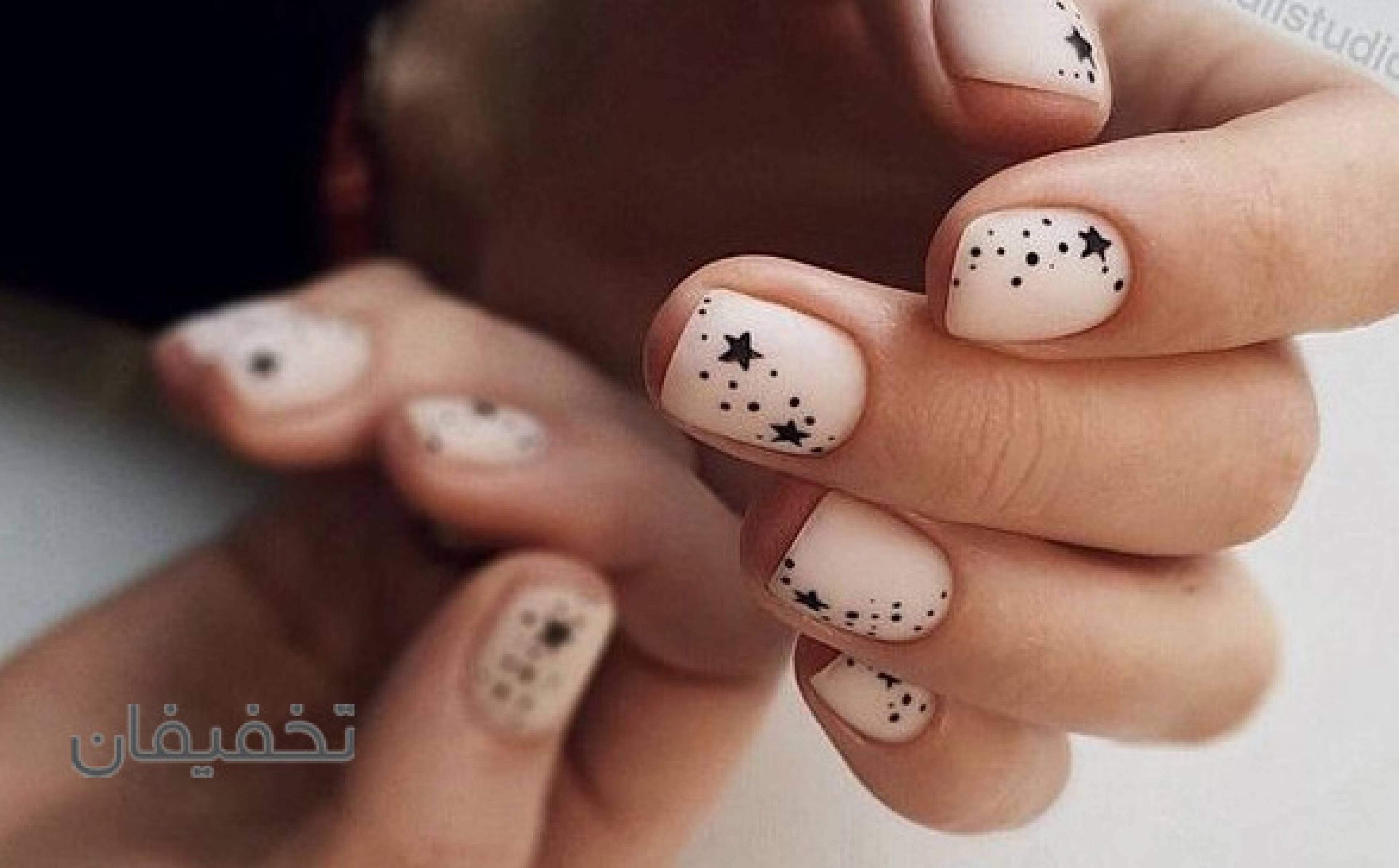 استودیو تخصصی ناخن شادی