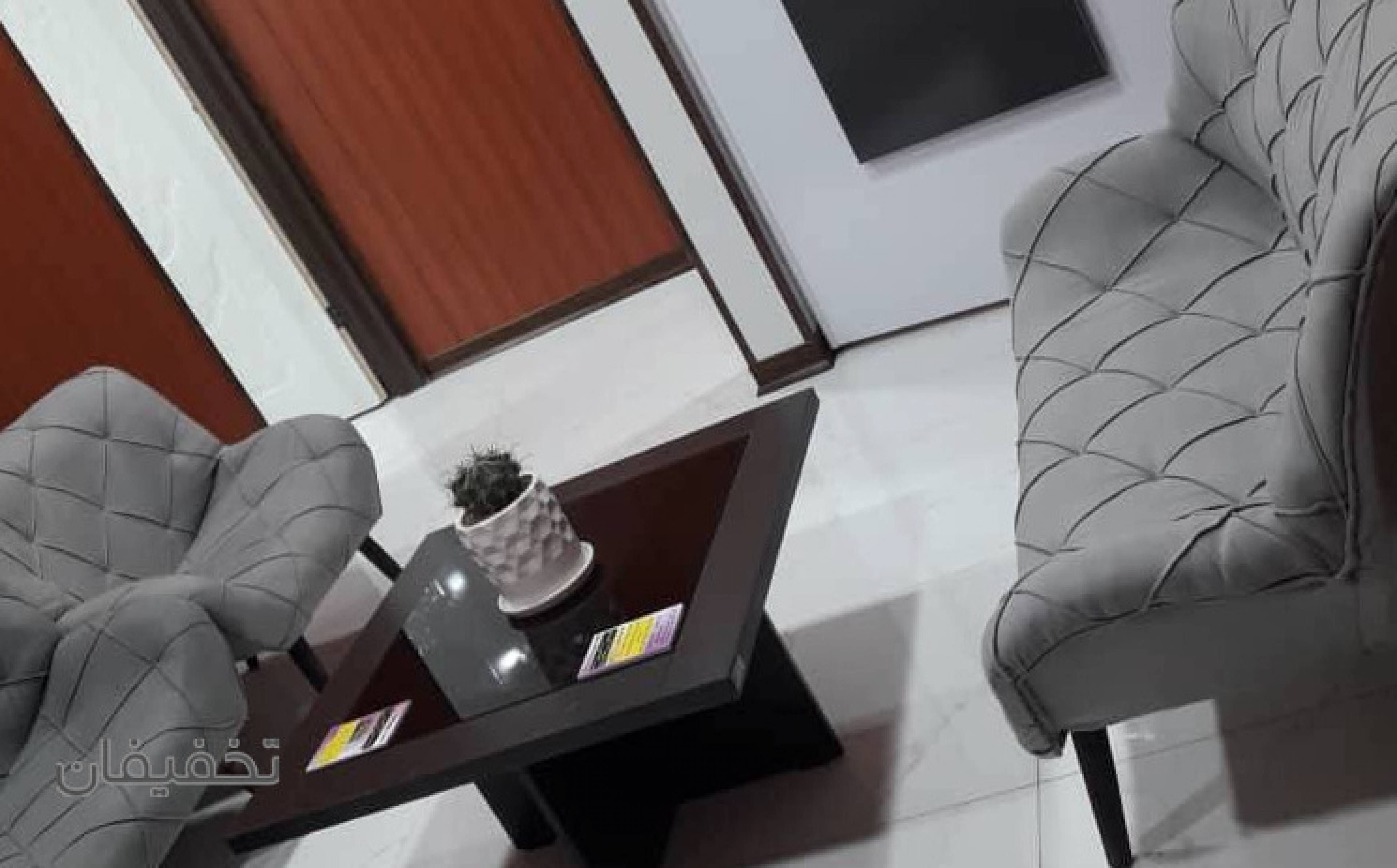 آکادمی زیبایی نسترن شریفی