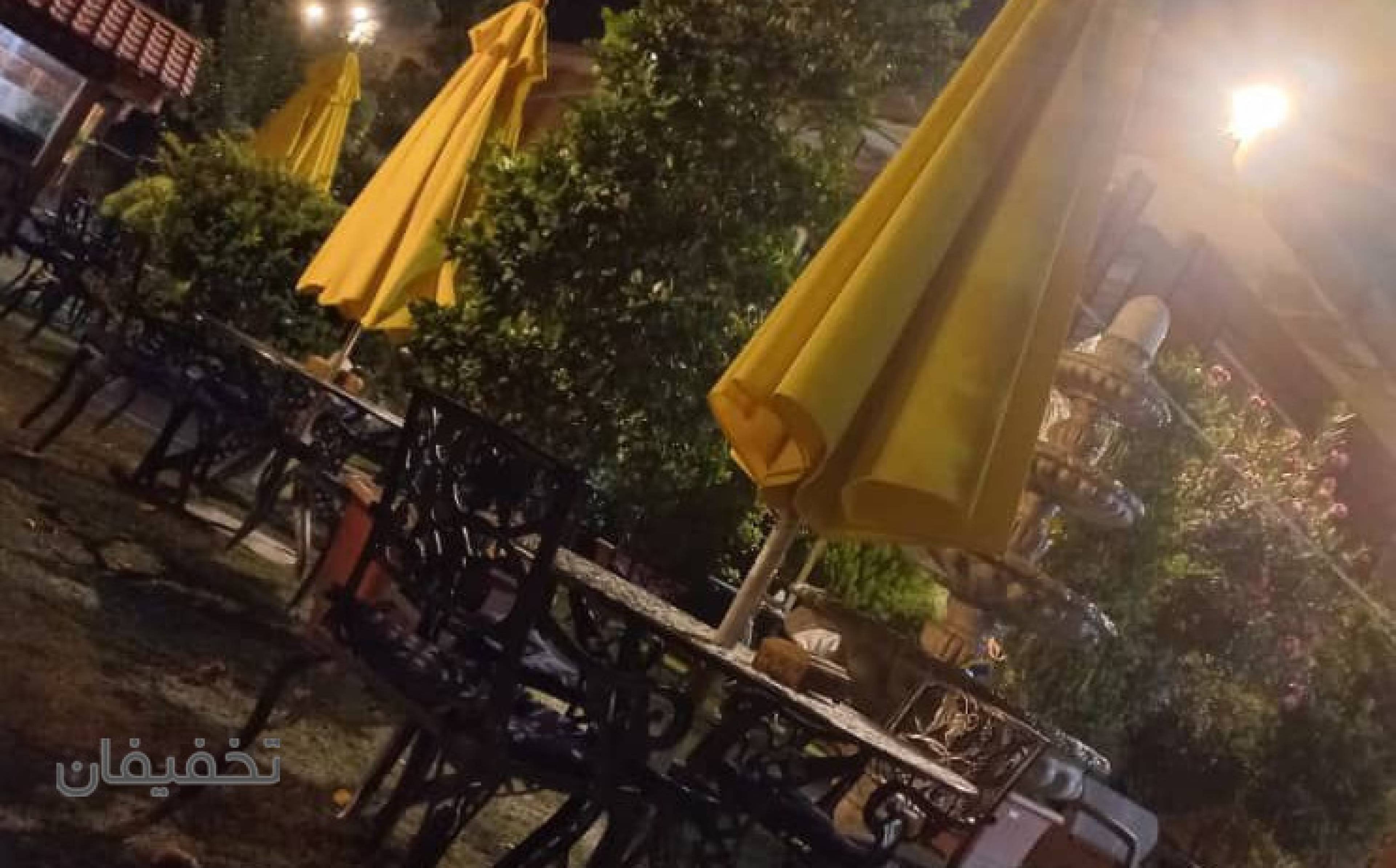 باغچه رستوران آبشار