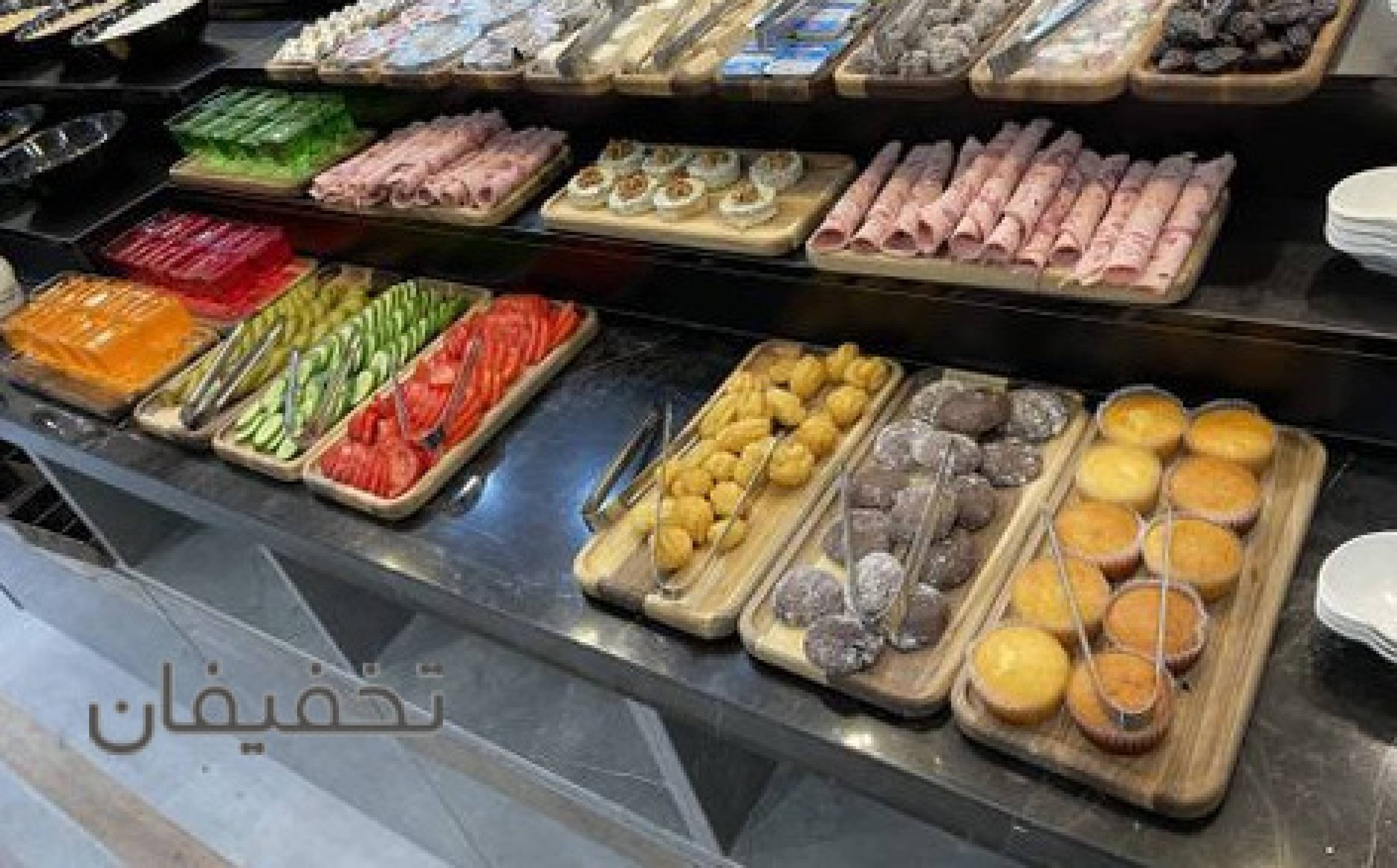 رستوران هتل اَورین