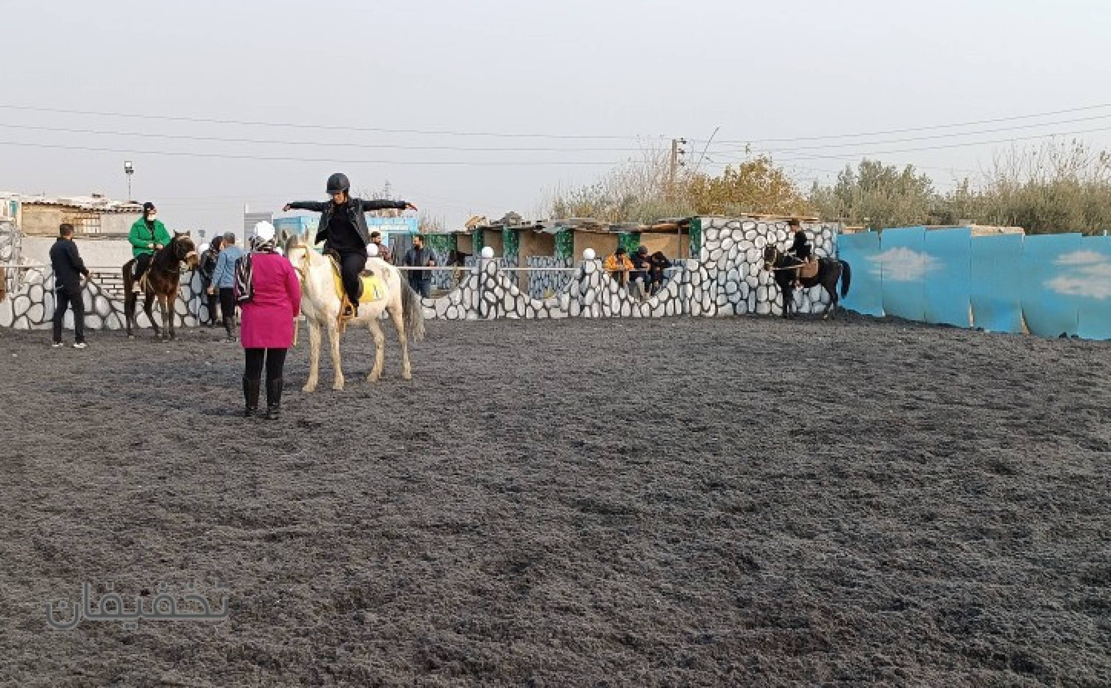 باشگاه سوارکاری راگا