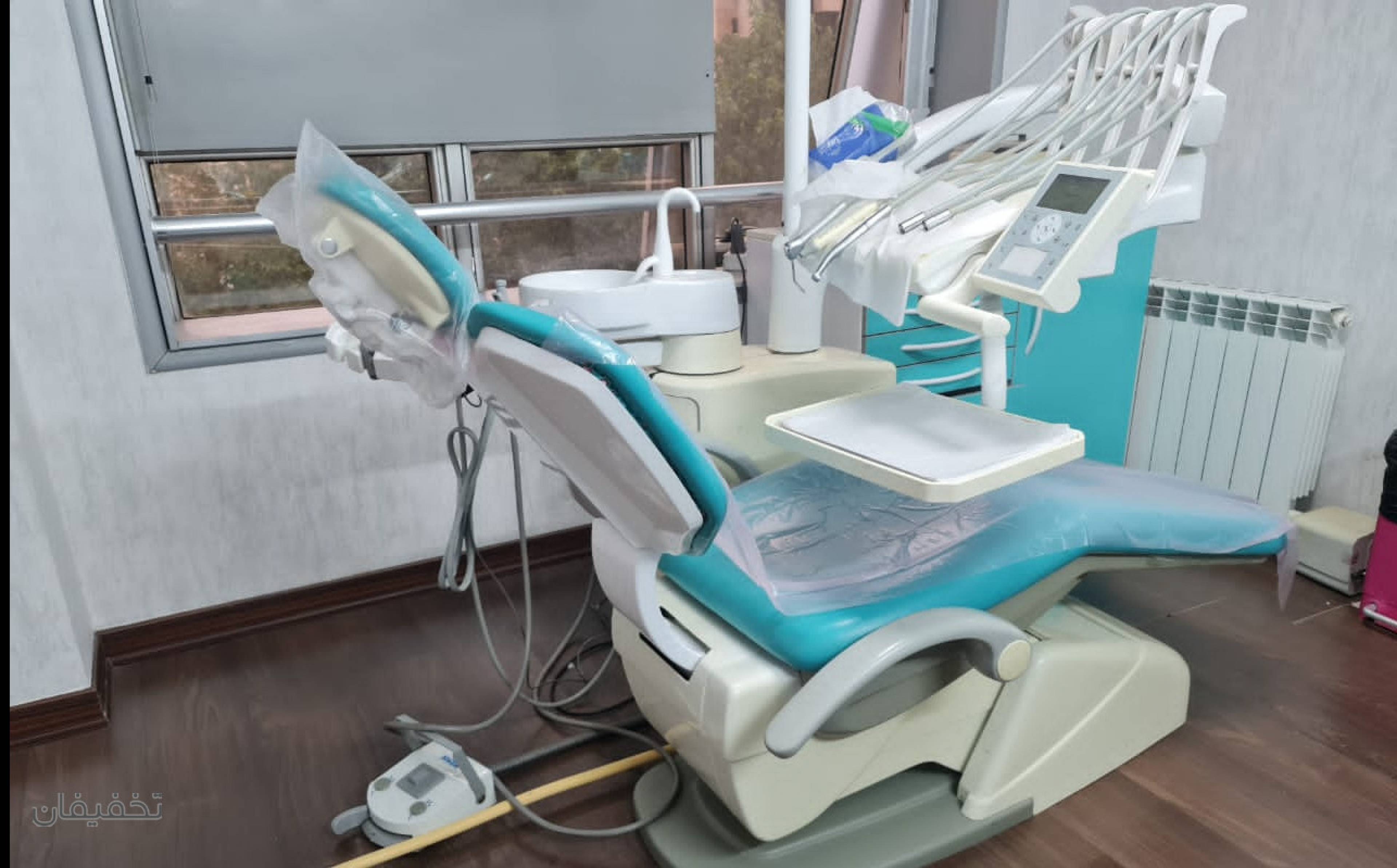 مطب دندانپزشکی دکتر رجالی 