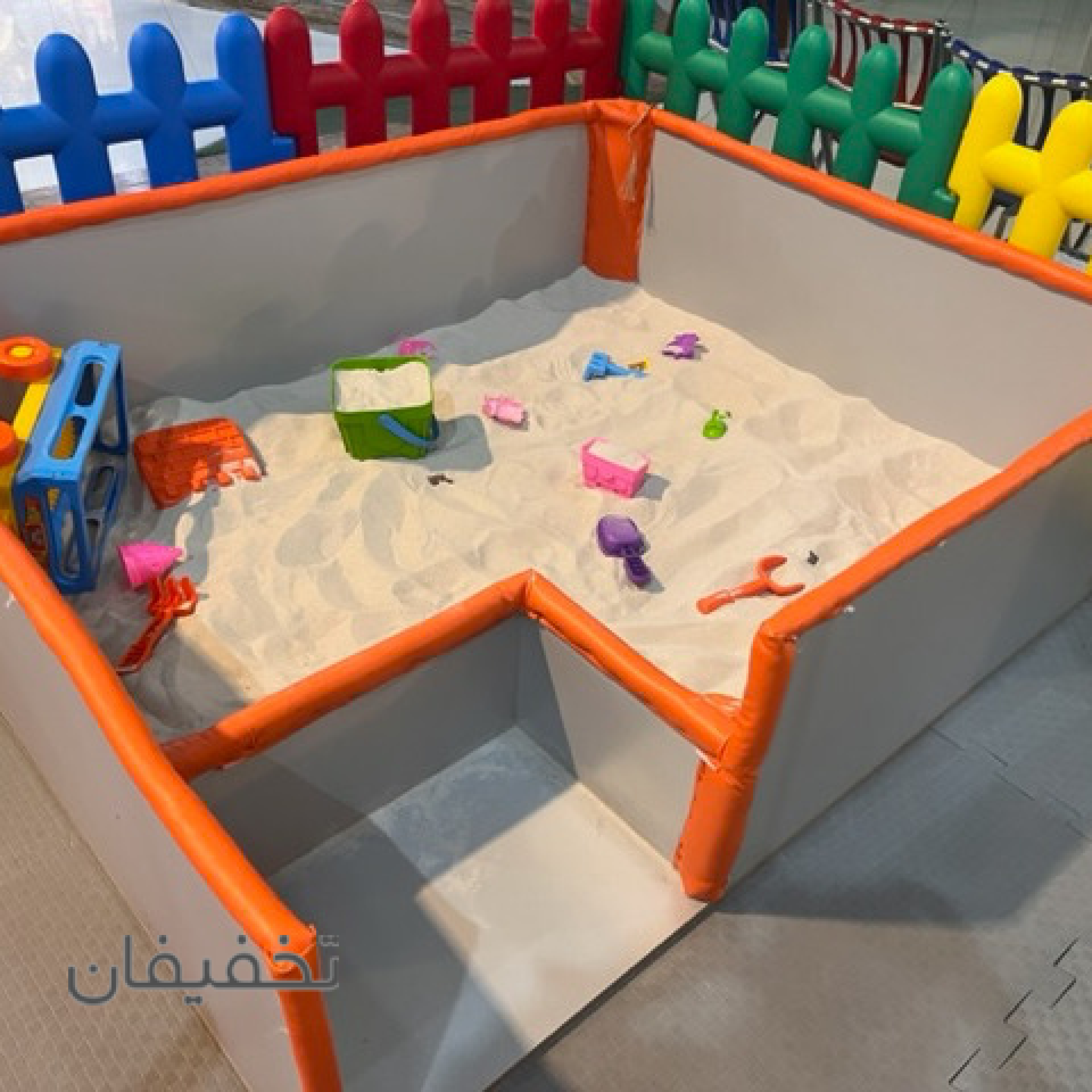 خانه بازی آلین لند