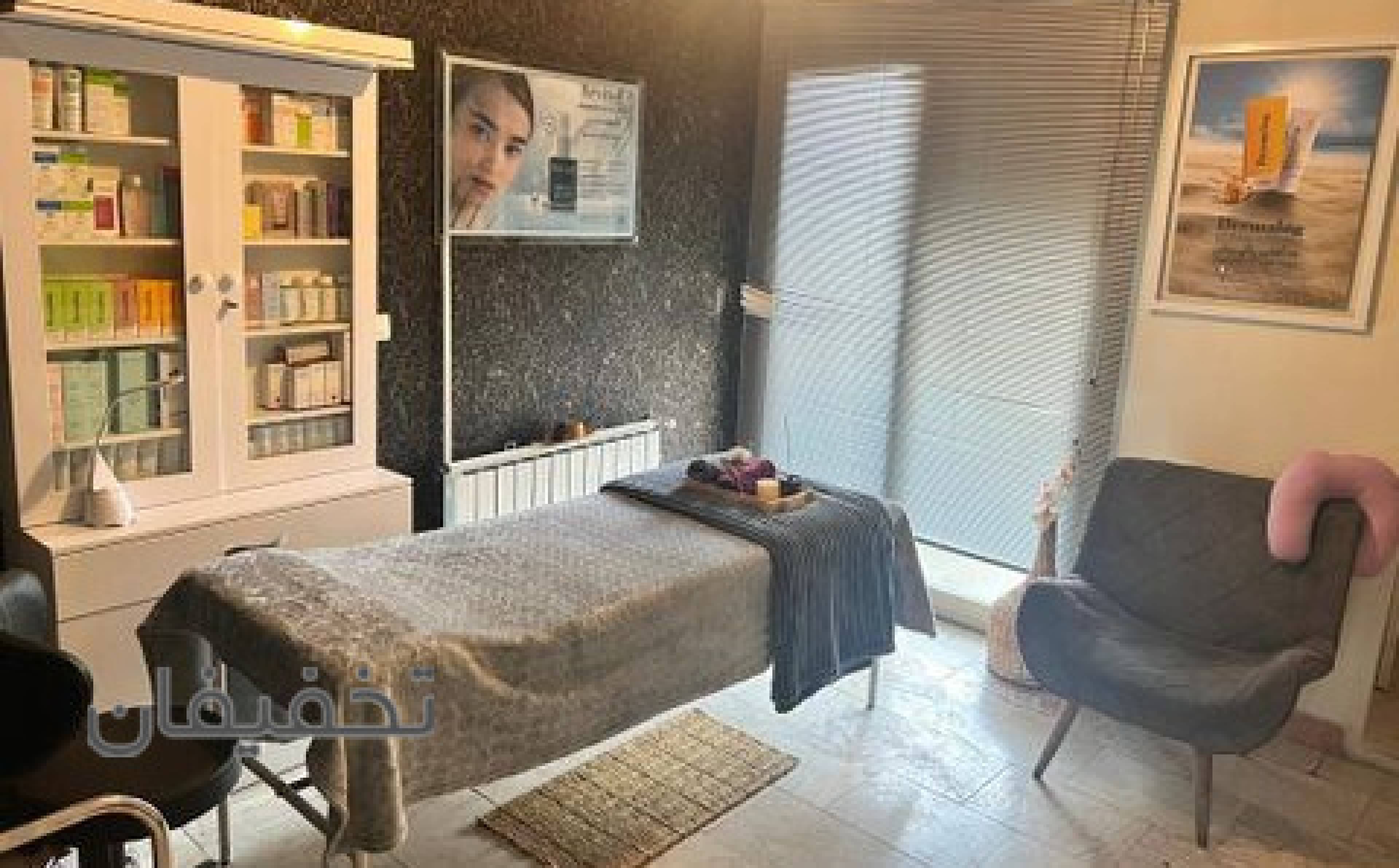 کلینیک تخصصی زیبایی دکتر زانیار فتحی 