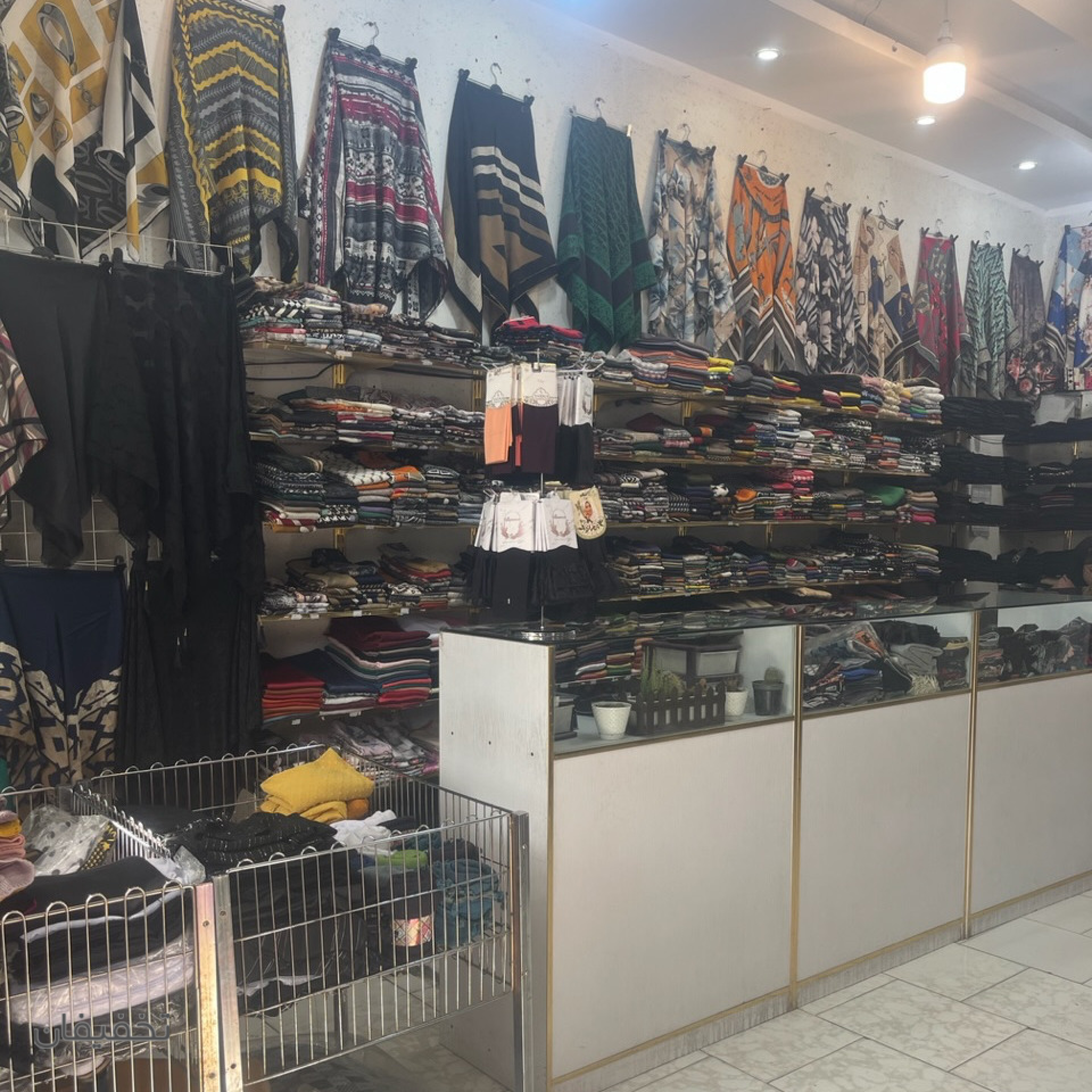 فروشگاه شال و روسری کایان