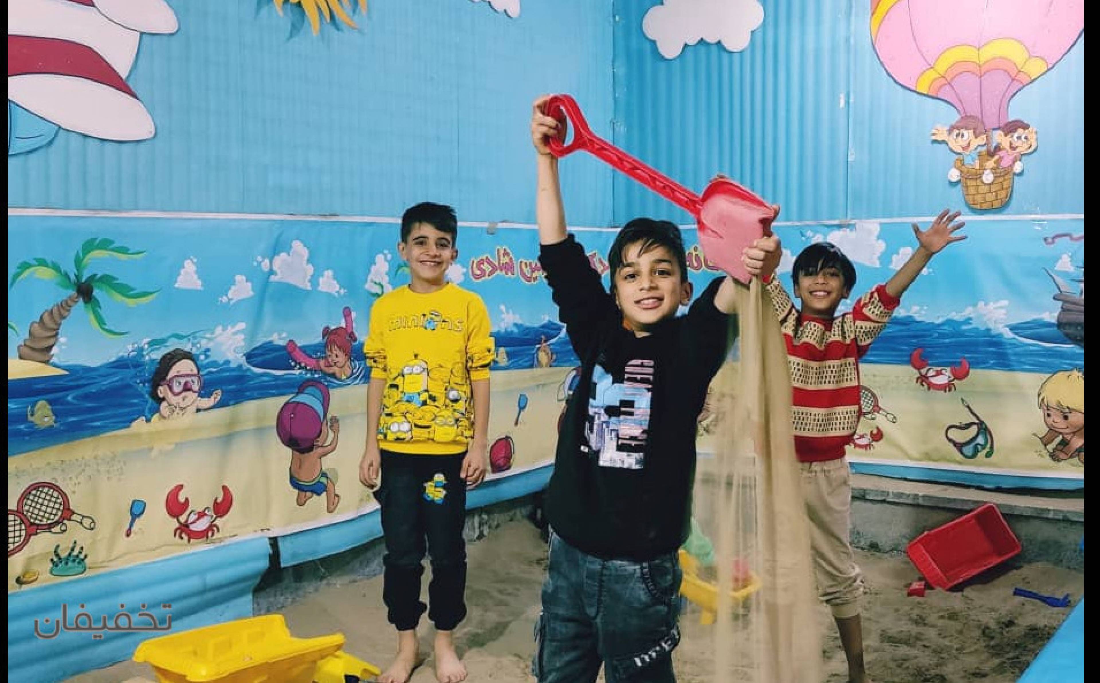 خانه بازی کودک سرزمین شادی نجف آباد