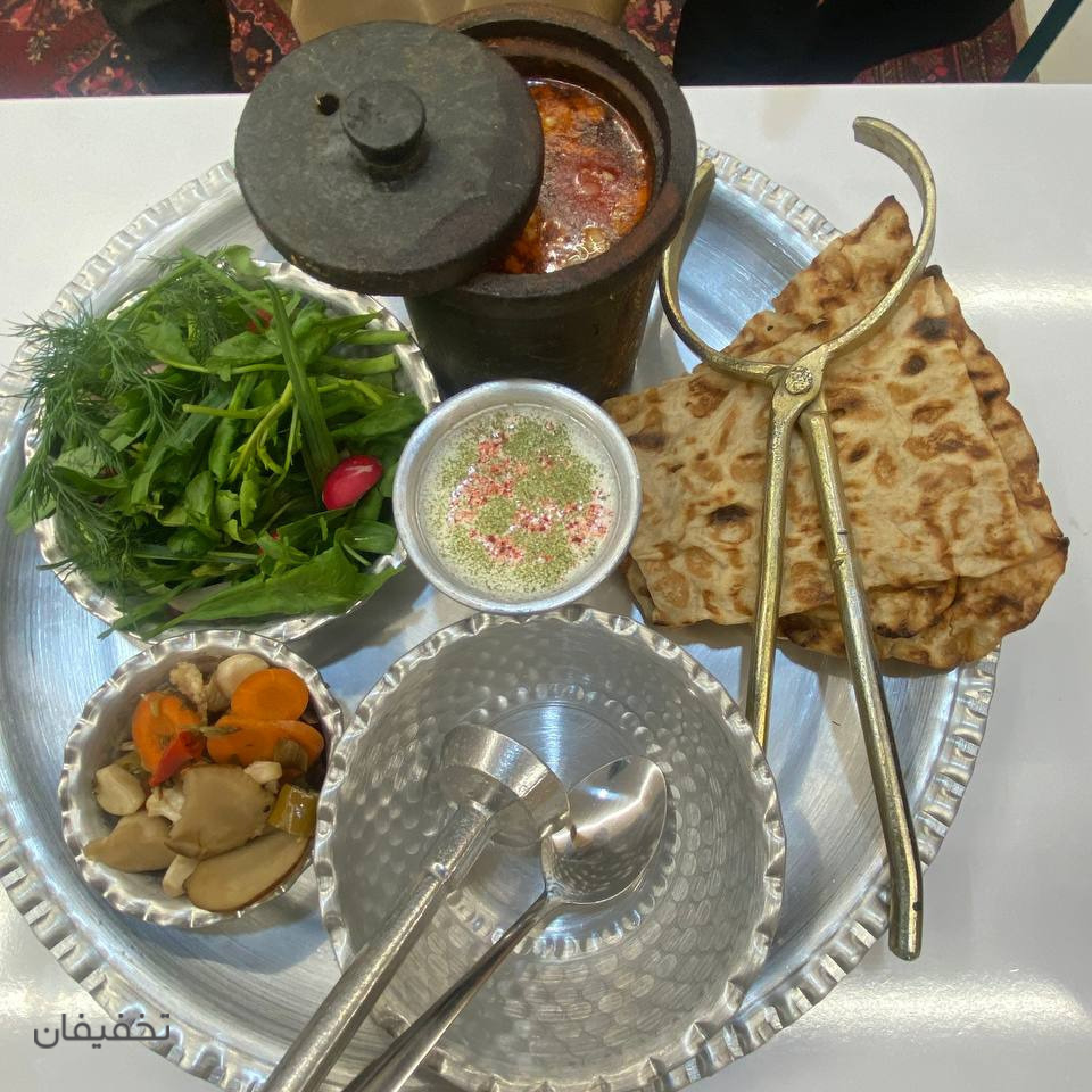 دیزی سرای شکوه