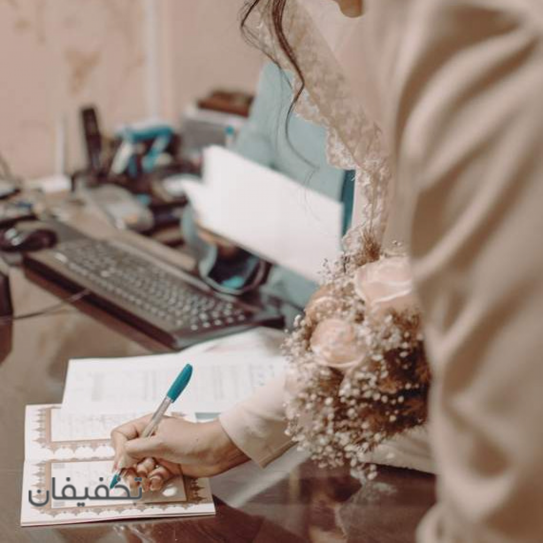 آتلیه عکس چشمان آبی