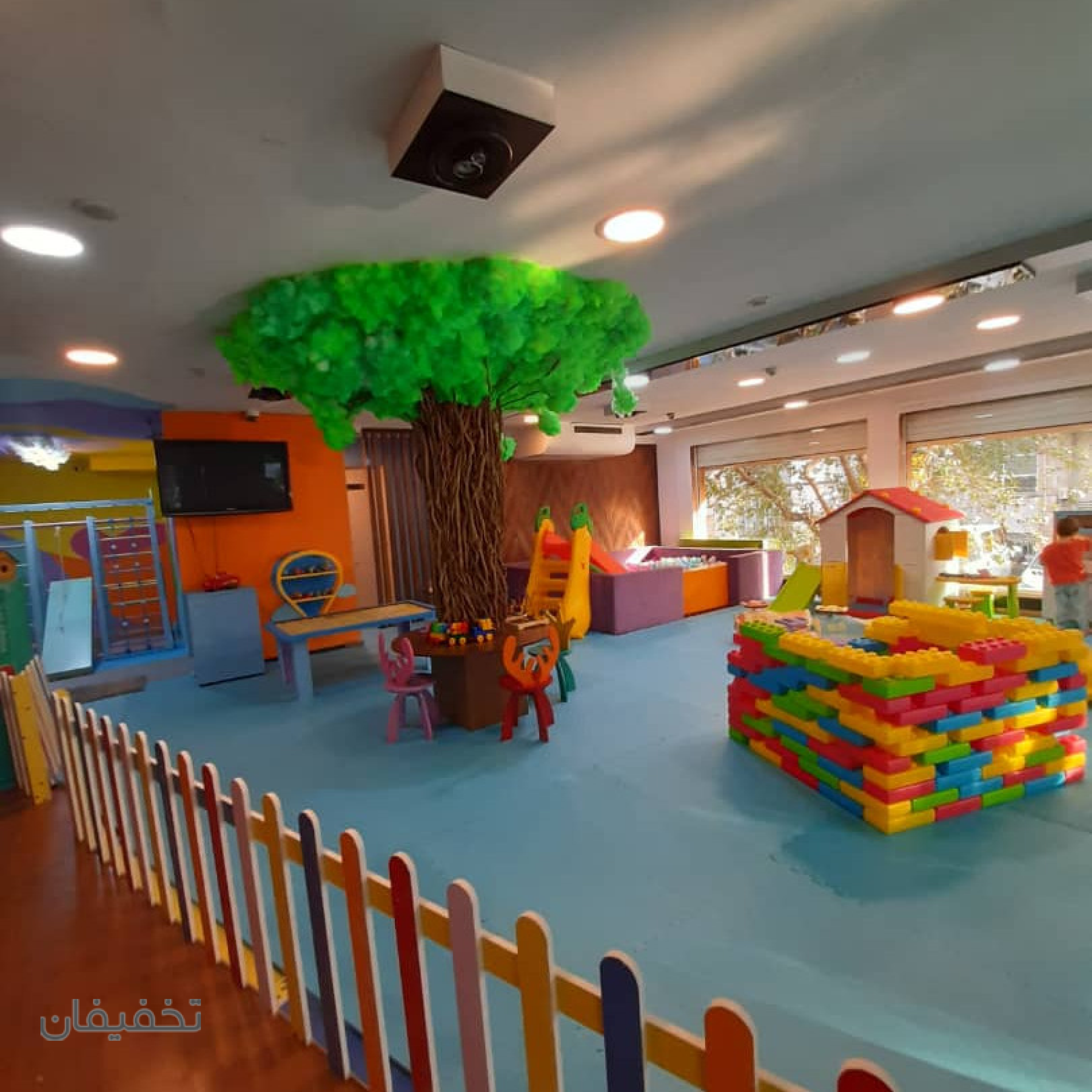 خانه بازی لارا