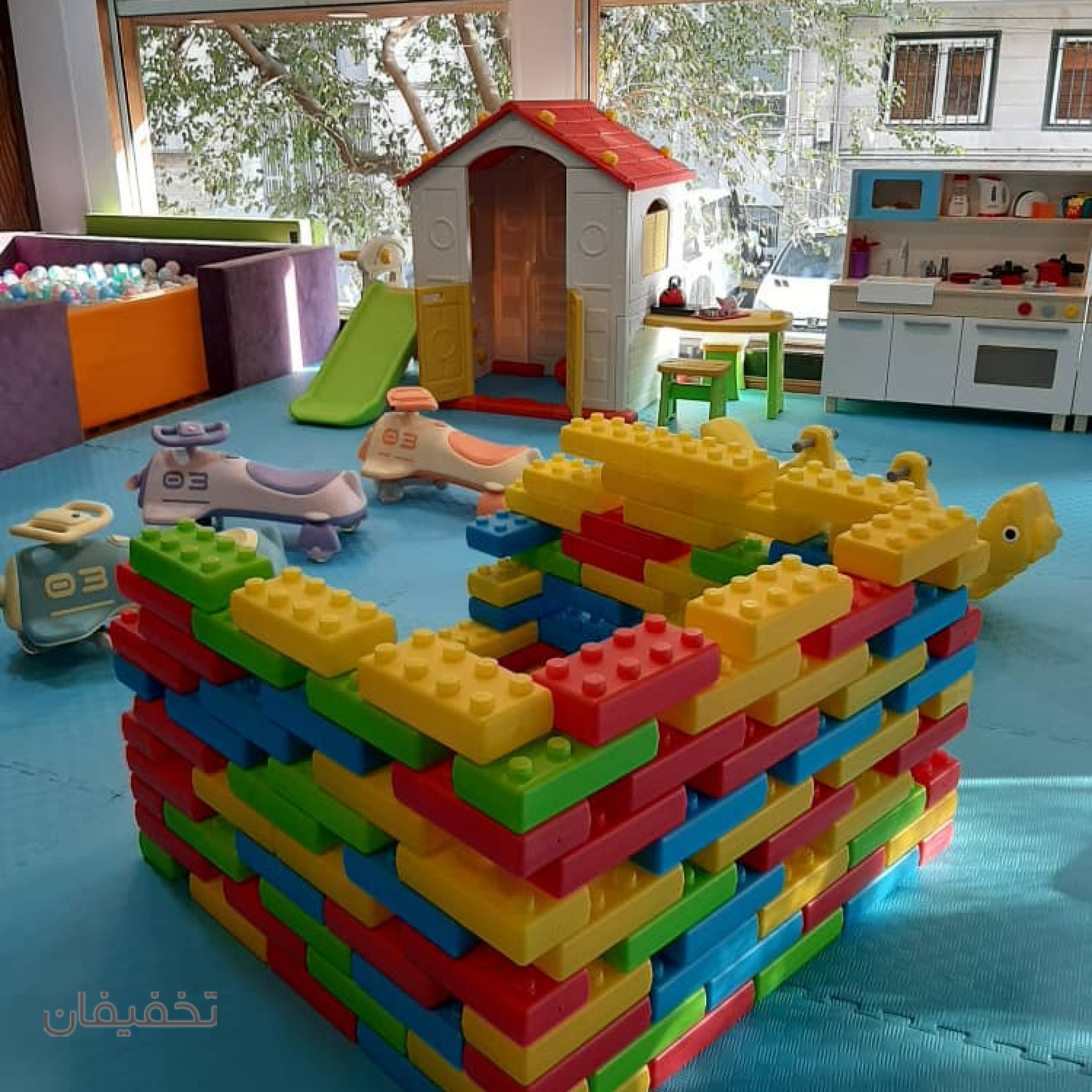 خانه بازی لارا