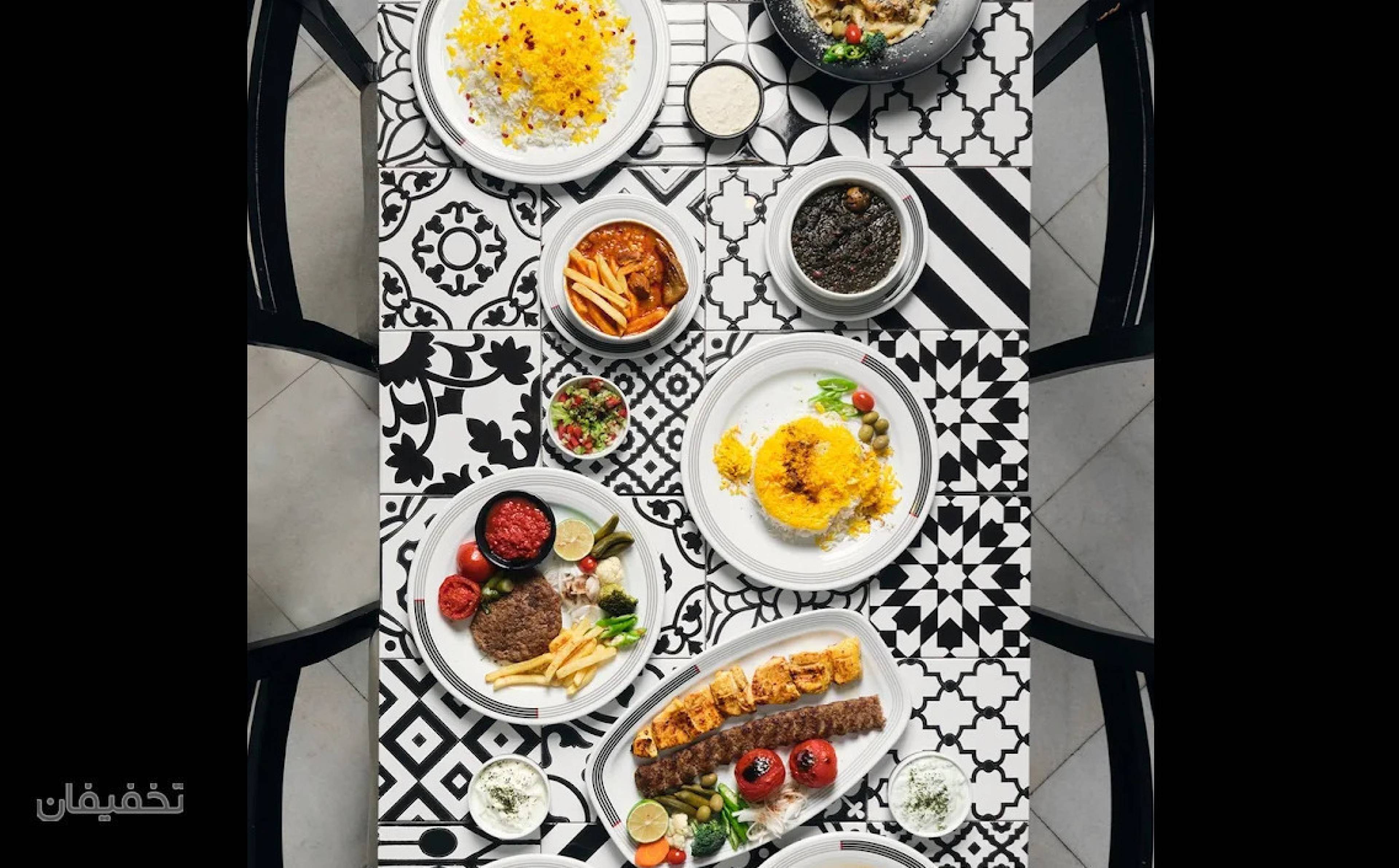 رستوران نخل هتل کارون 