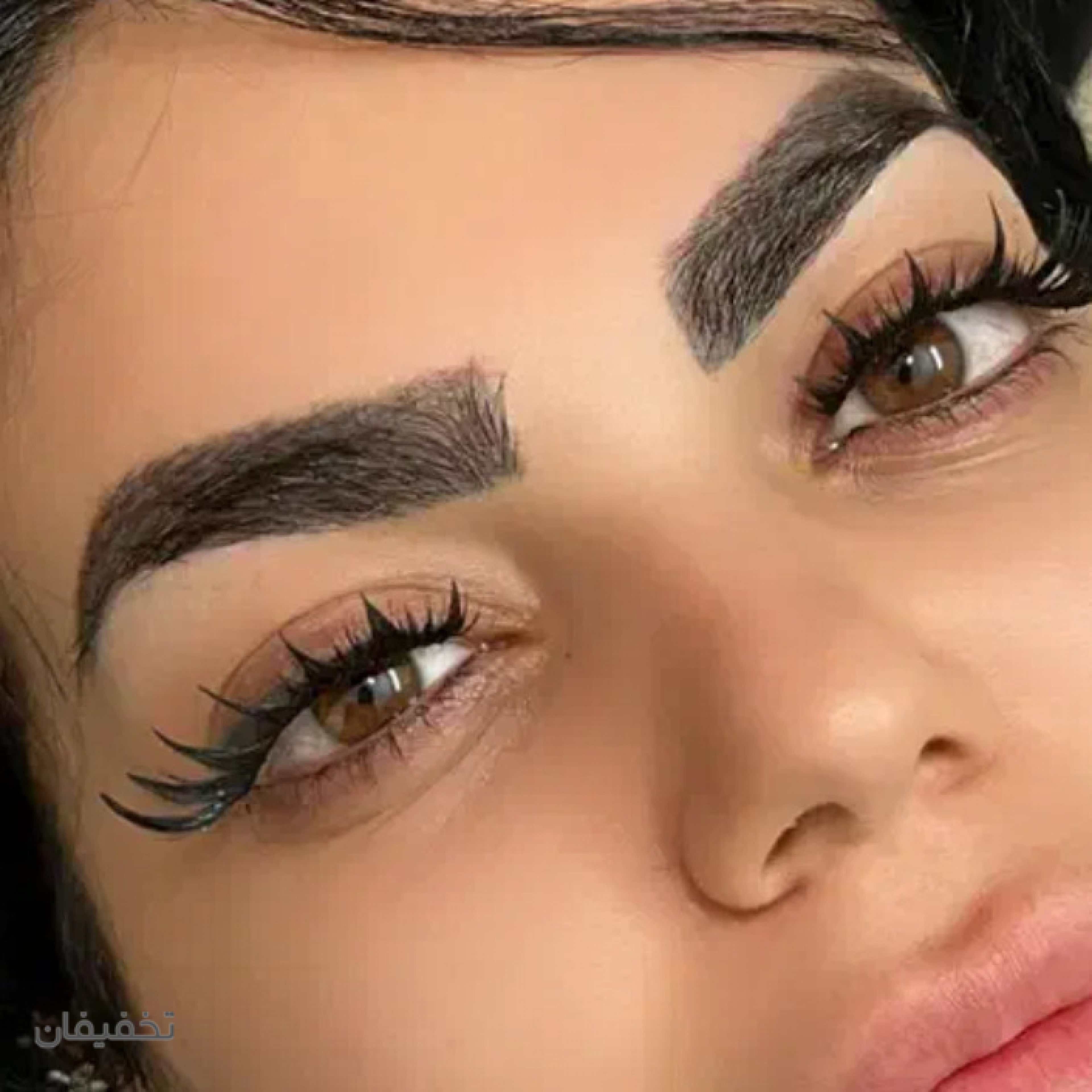مژه نيلوفر