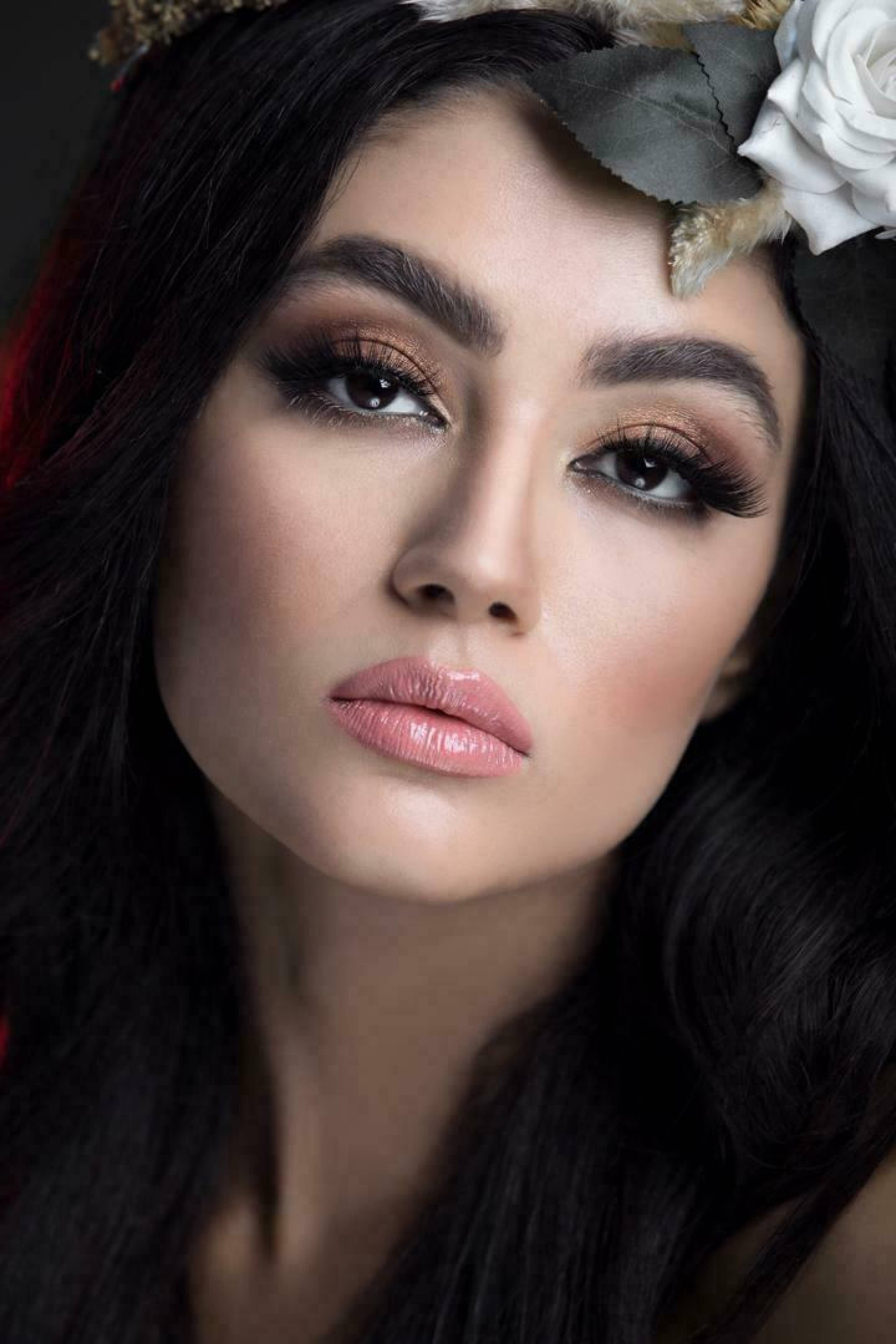 سالن زیبایی نیکی