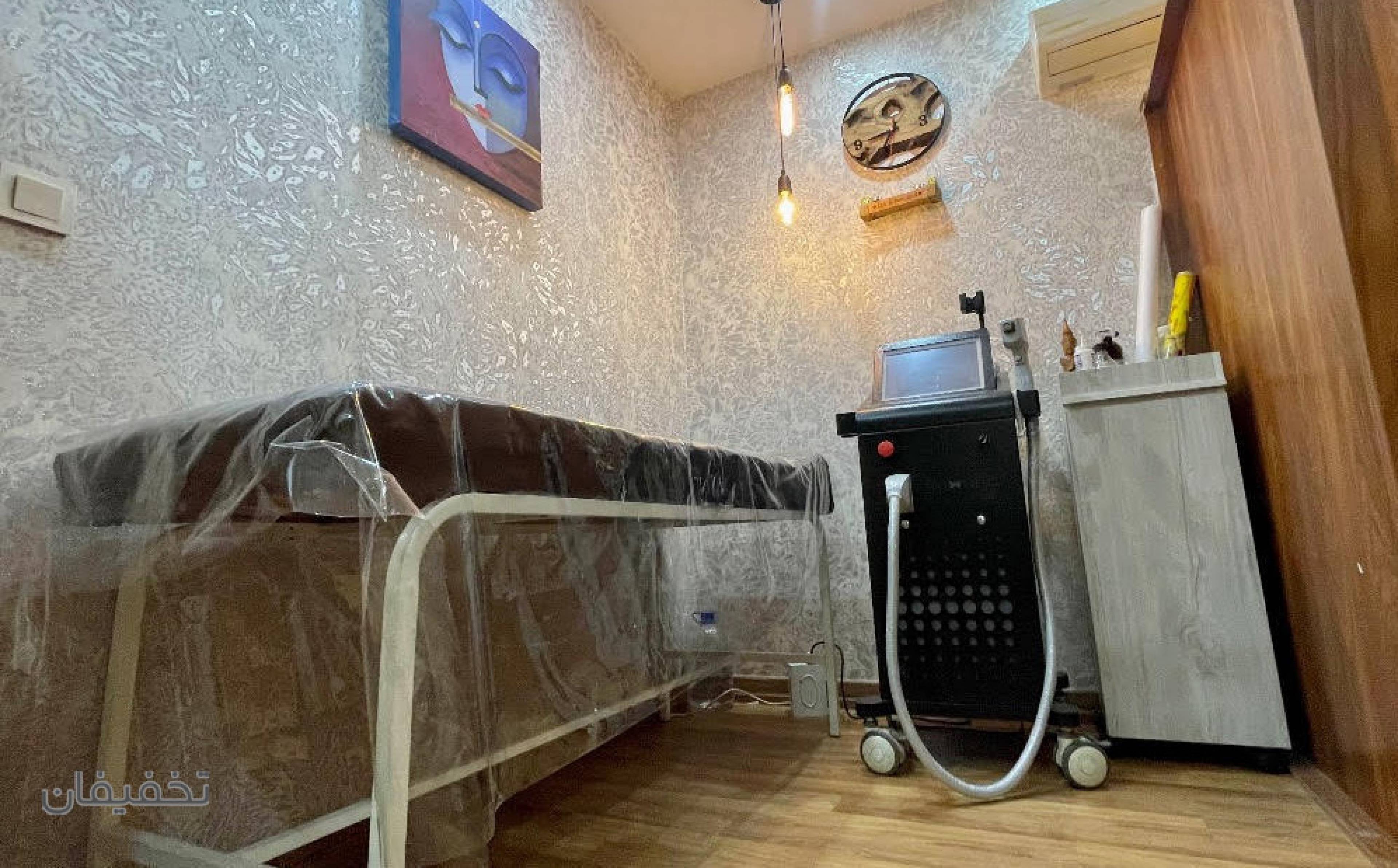 مرکز زیبایی آبادیس
