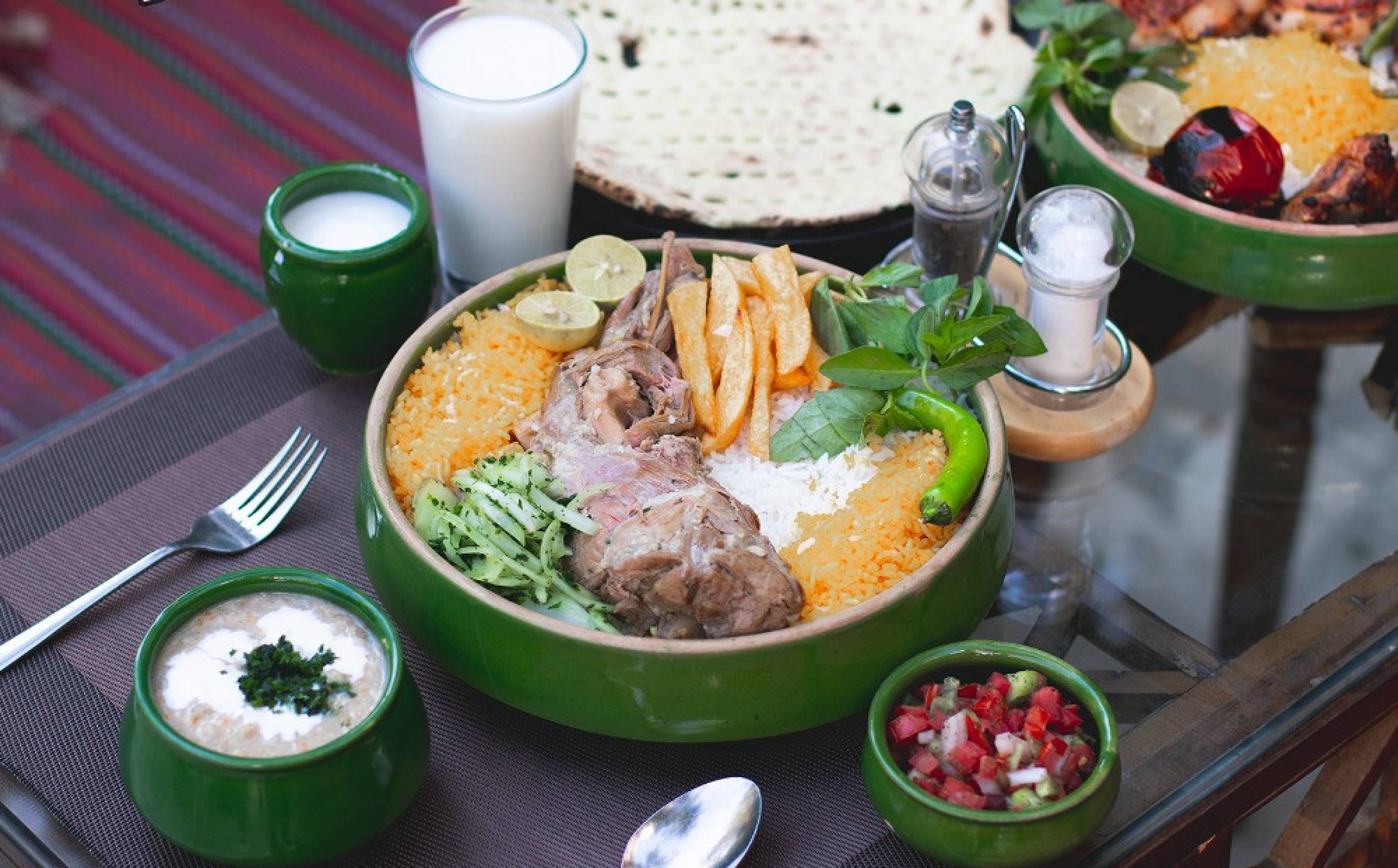 کافه رستوران خشنود (هتل پارسیان استقلال)