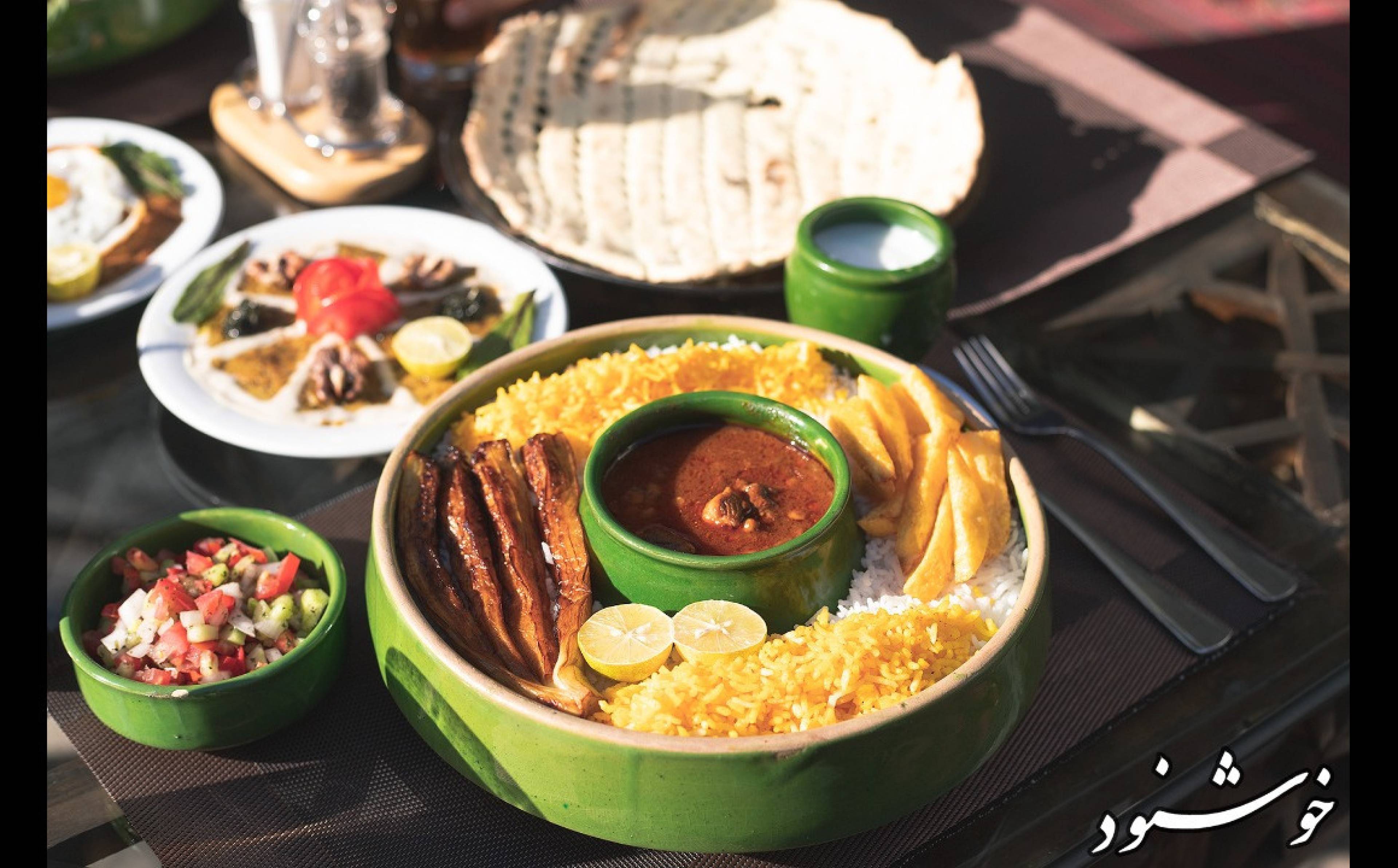 کافه رستوران خشنود (هتل پارسیان استقلال)