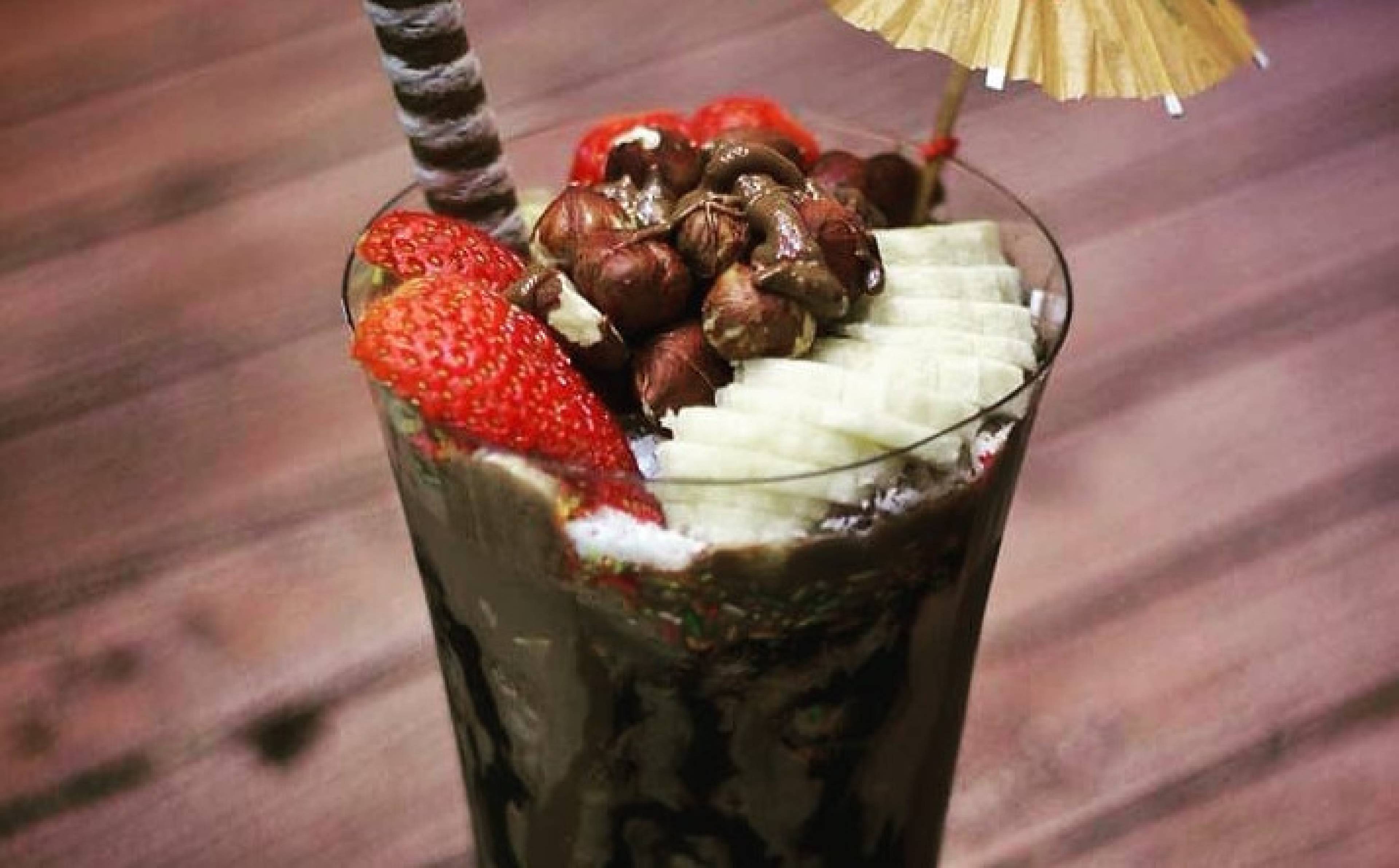 ابمیوه بستنی تریا شهرزاد