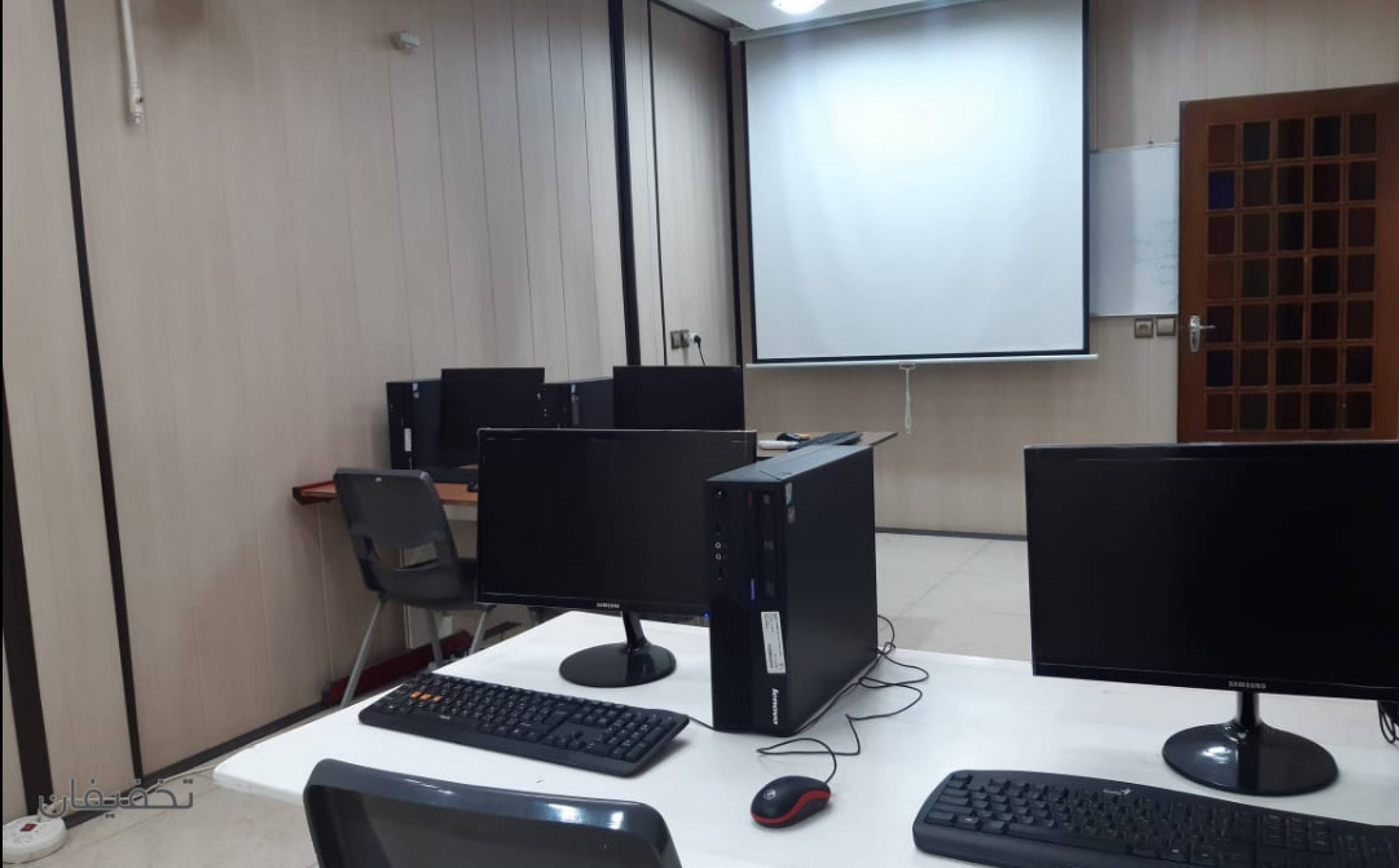 آموزشگاه فنی و حرفه ایی اندیشمند