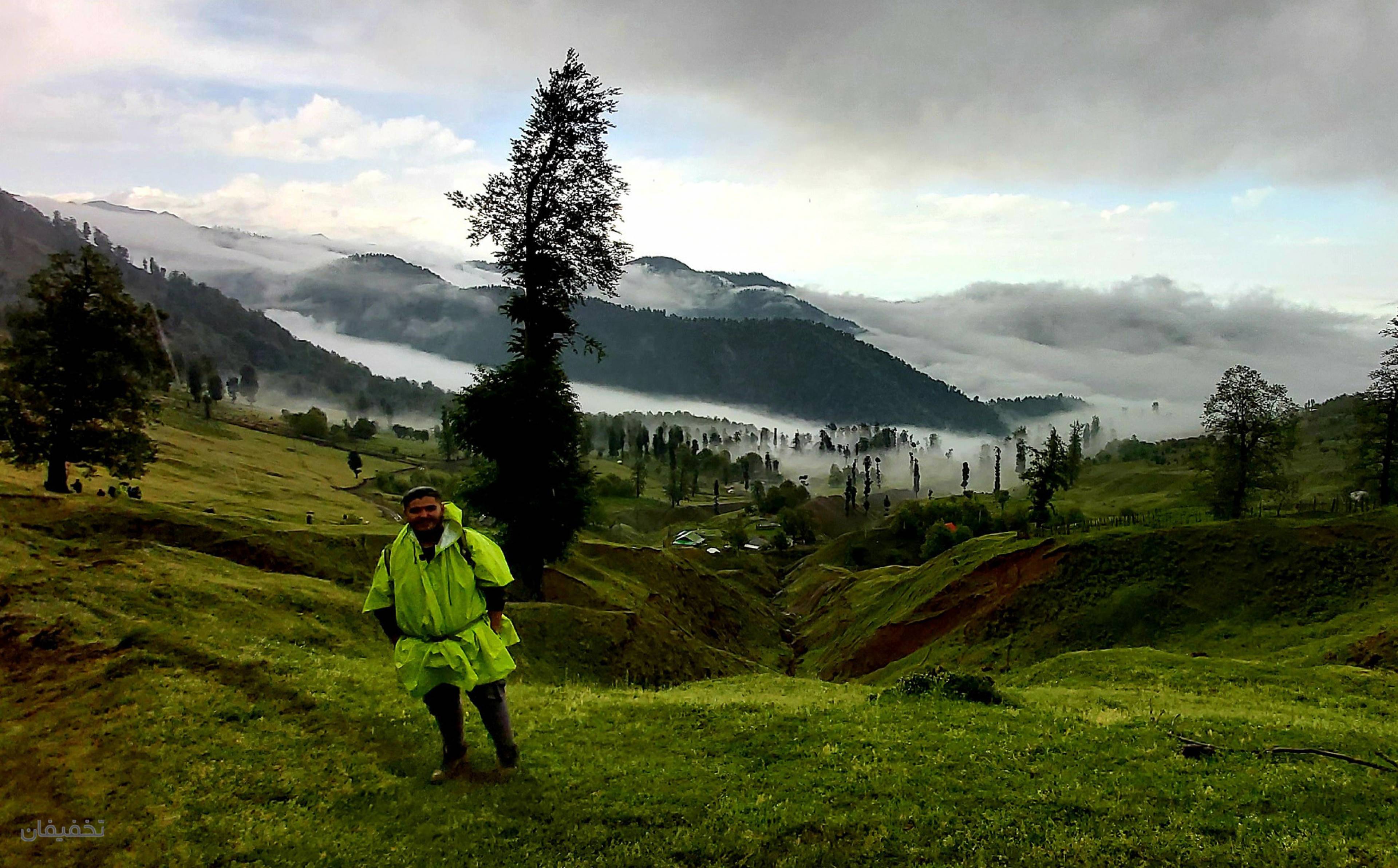 آژانس سرزمین نامدار پدری