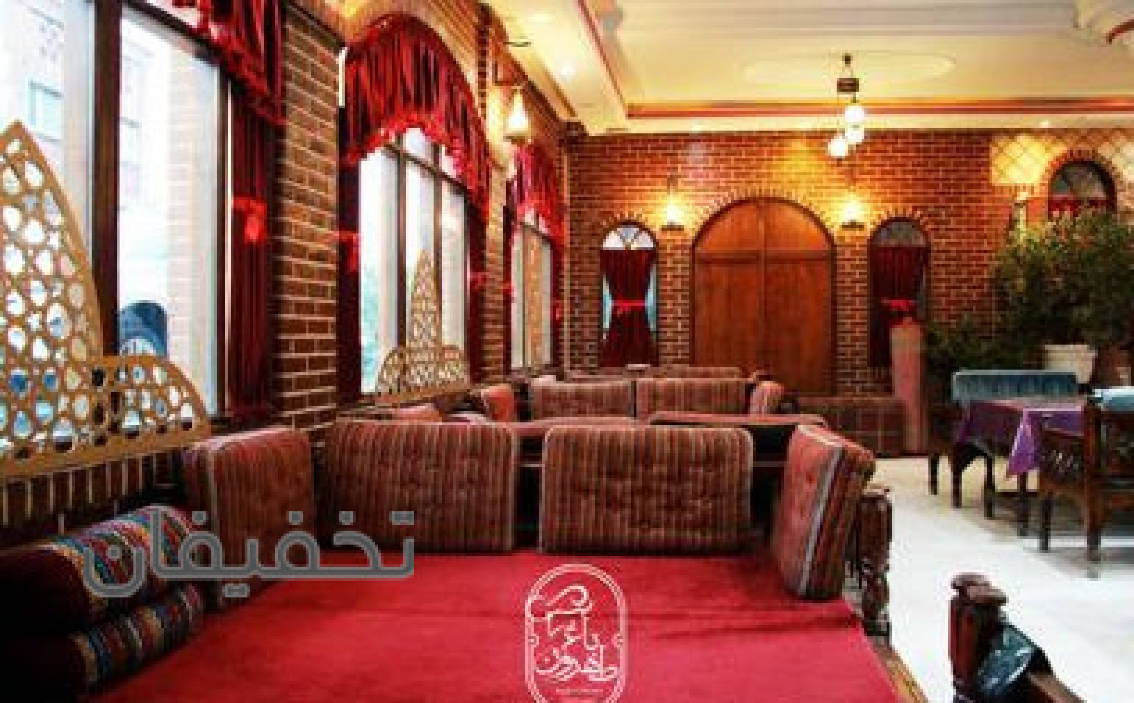 باغ رستوران طهرون
