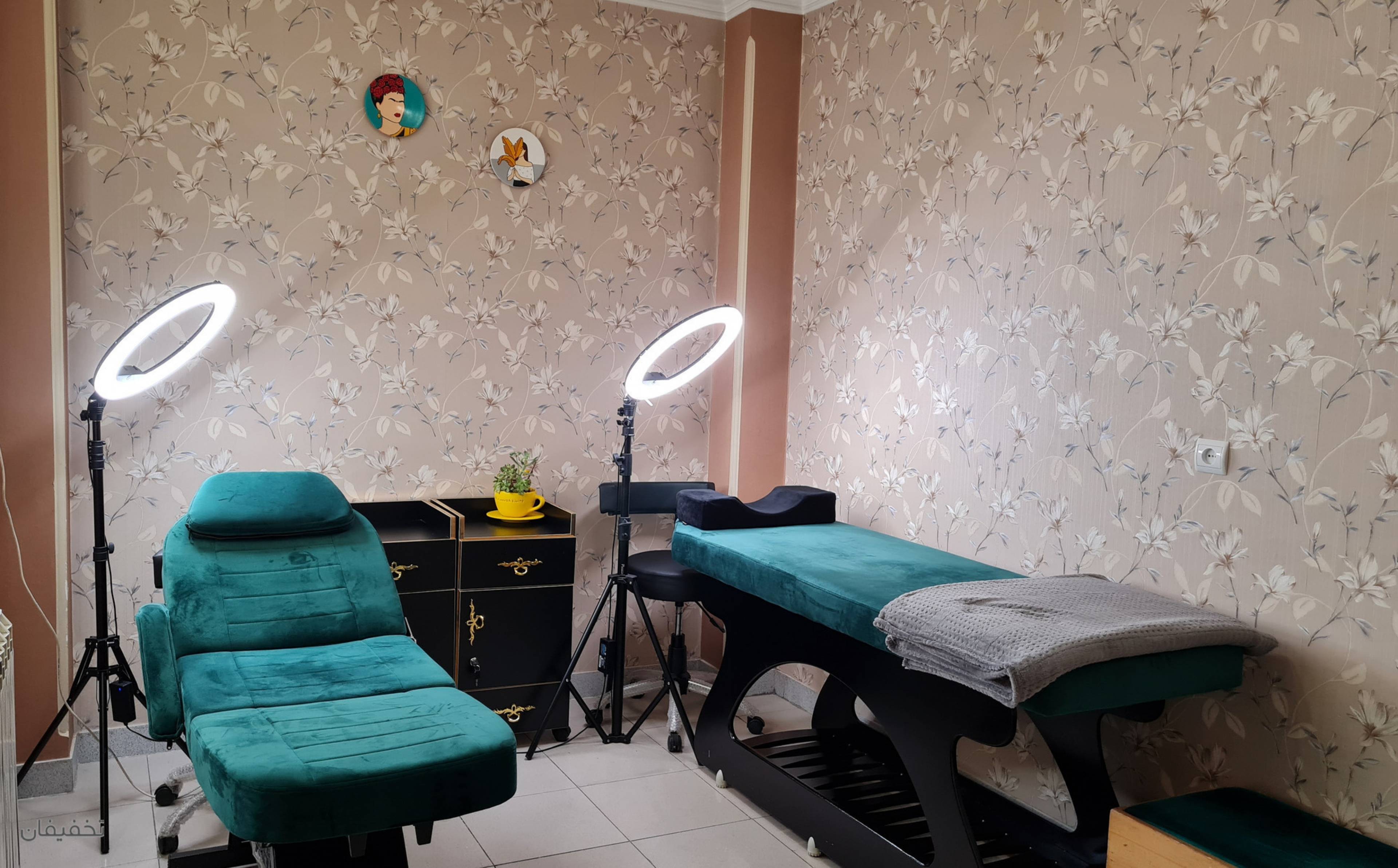 اف ام بیوتی سرویس