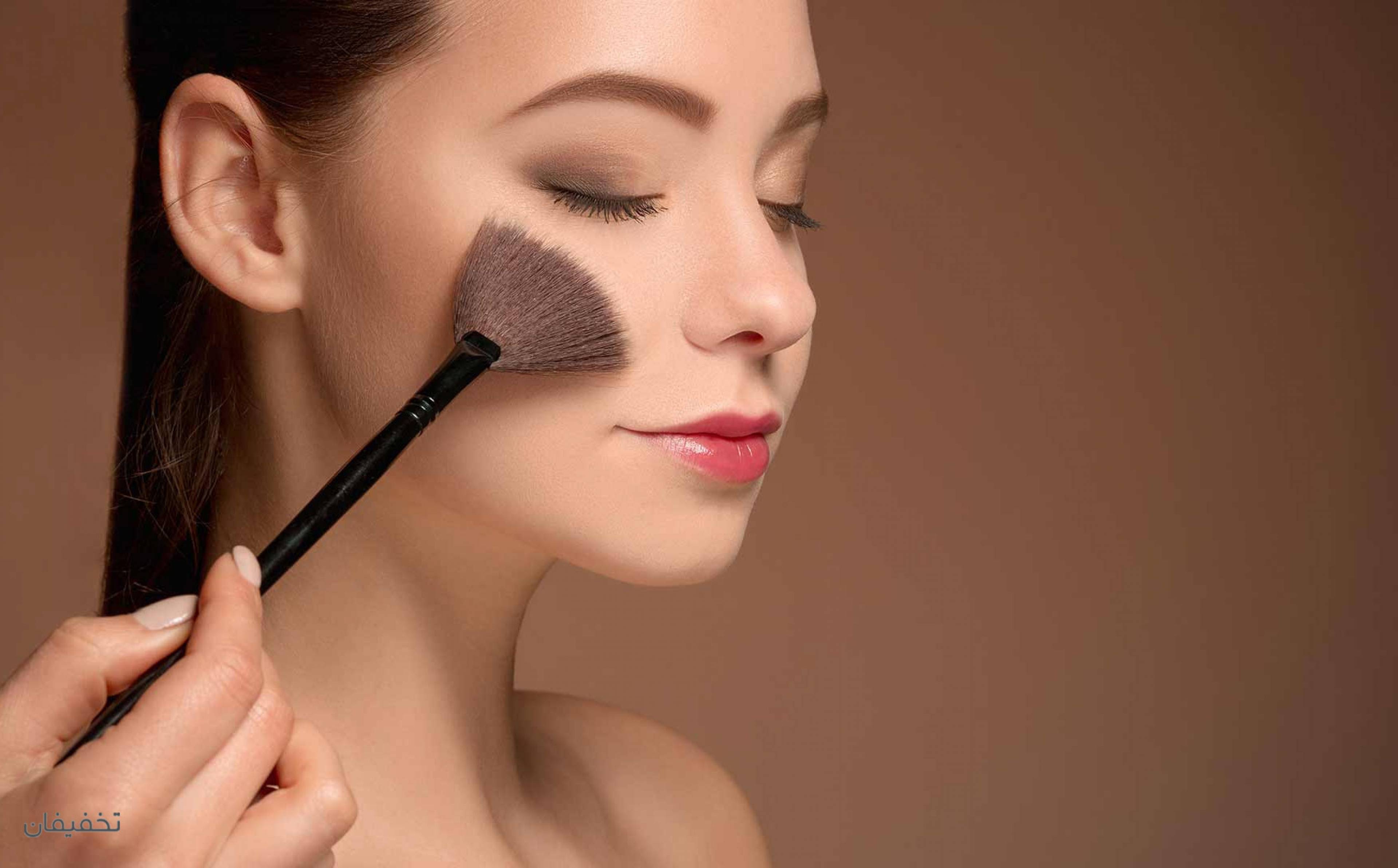 خدمات کاشت مژه فتانه میرشاه زاده