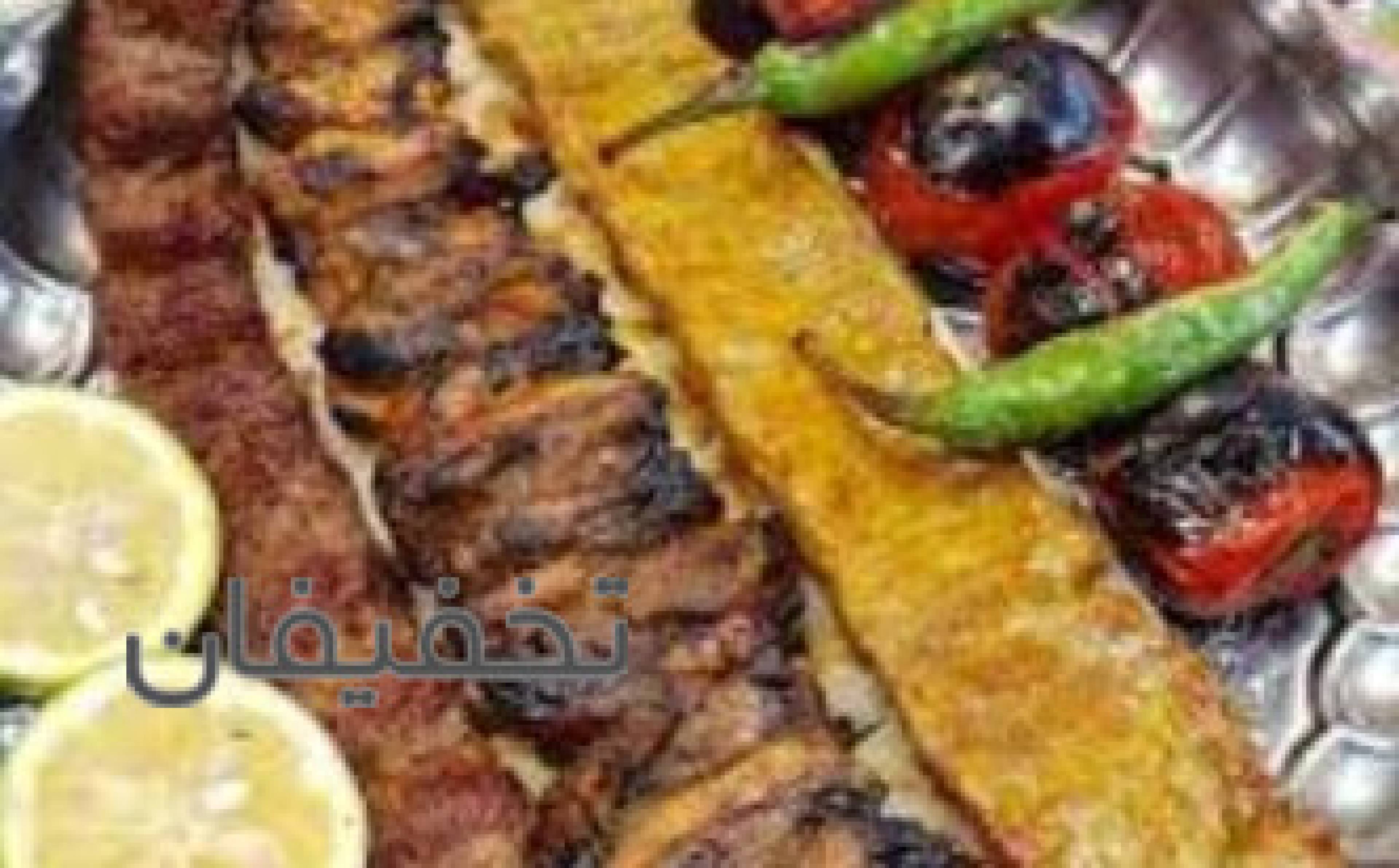 کافه رستوران ماه سان