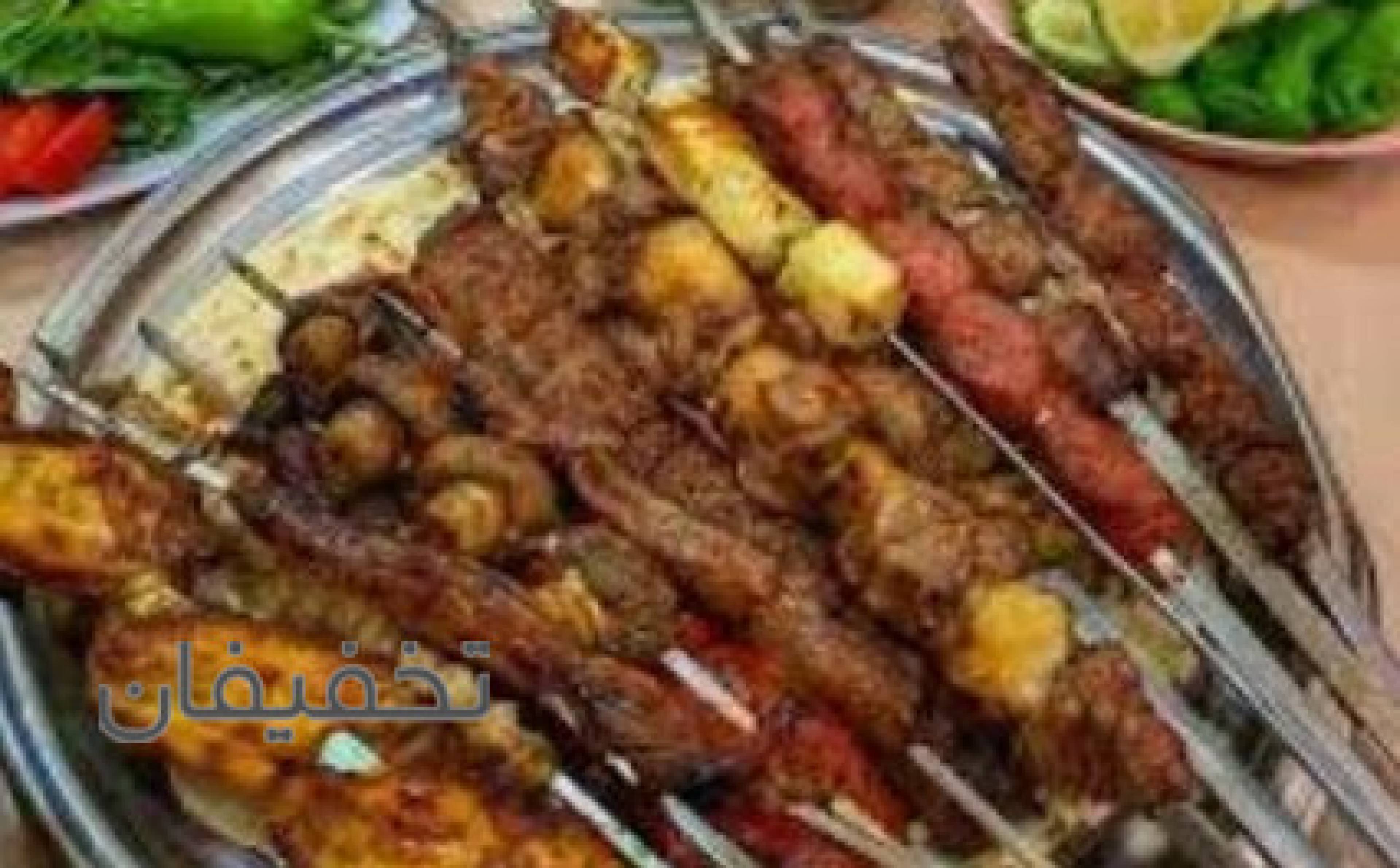 کافه رستوران ماه سان