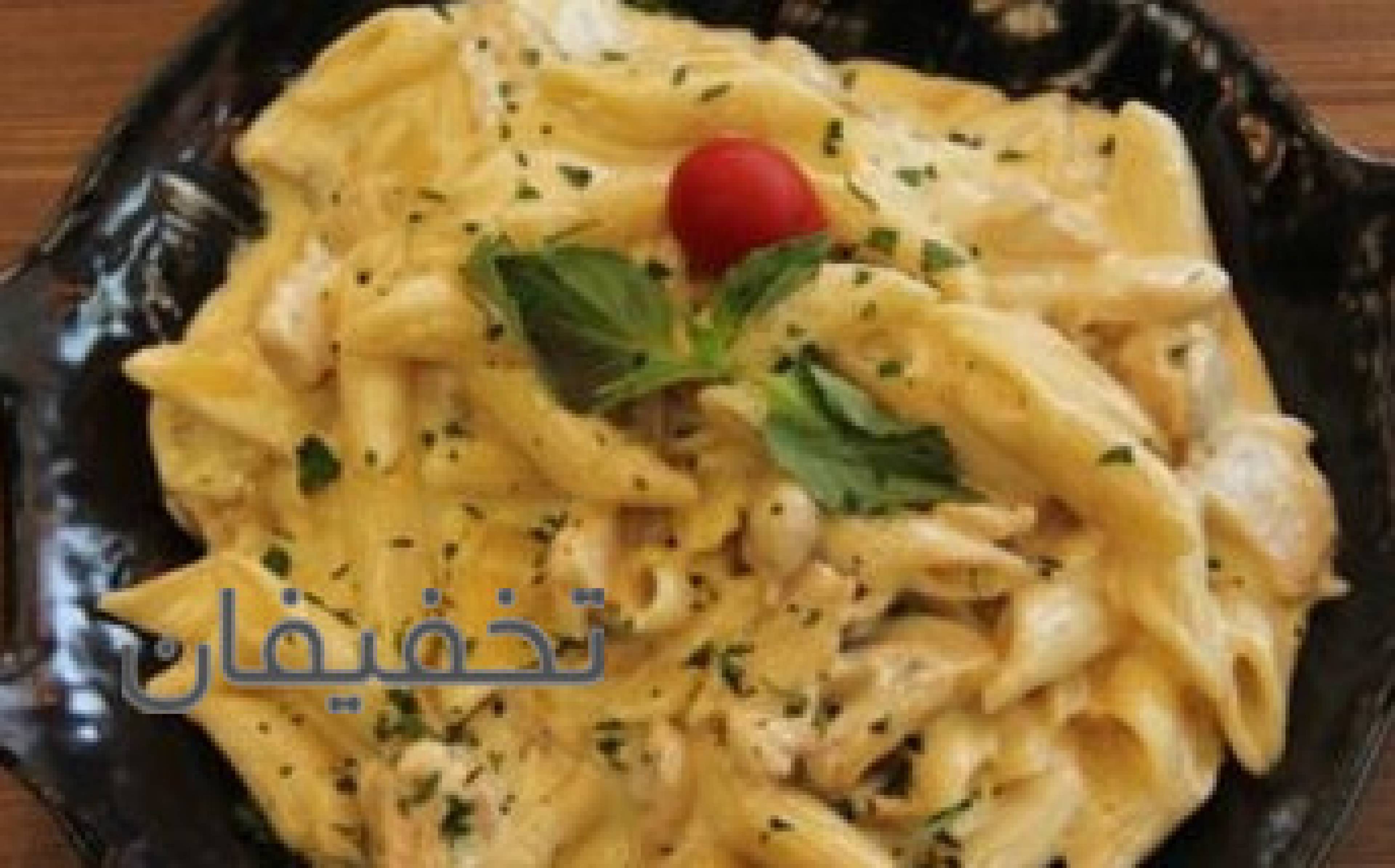 کافه رستوران ماه سان