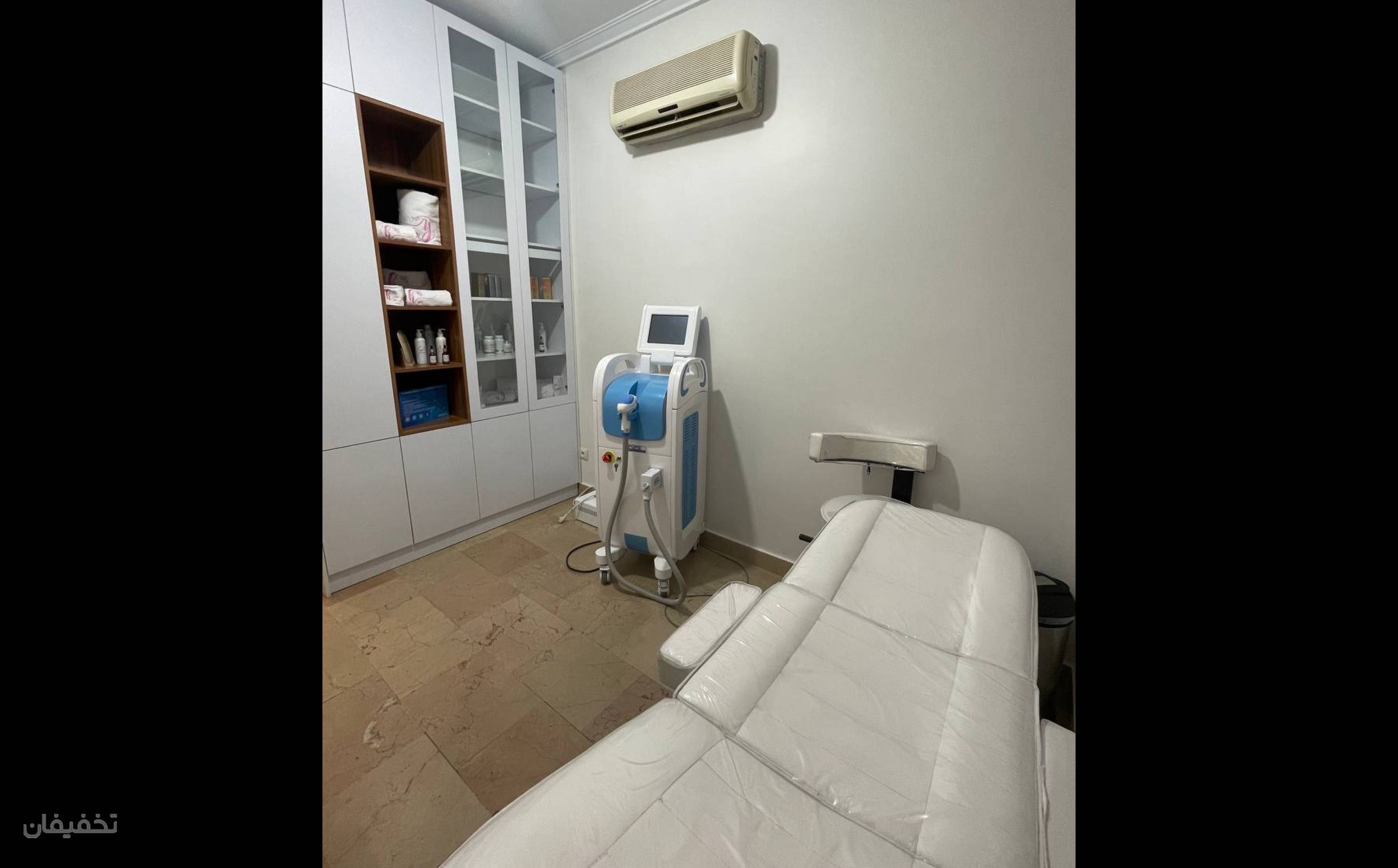 مطب پوست مو زیبایی دکتر هوشنگی