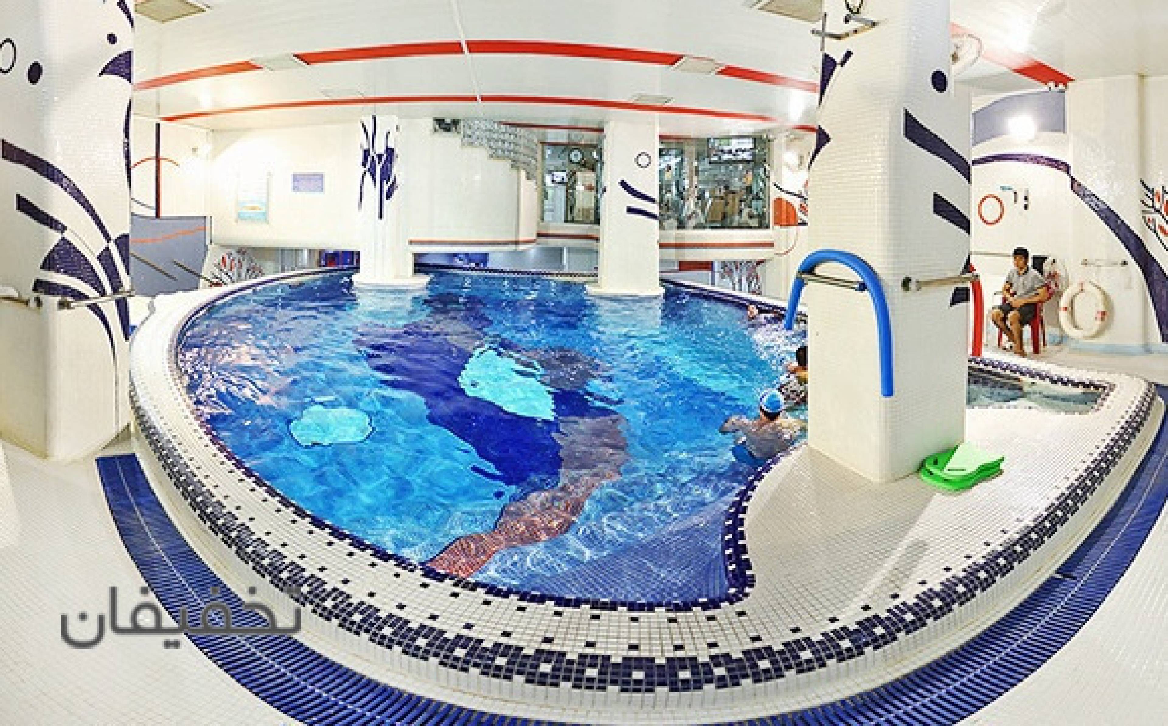 استخر مجموعه ورزشی بهارستان