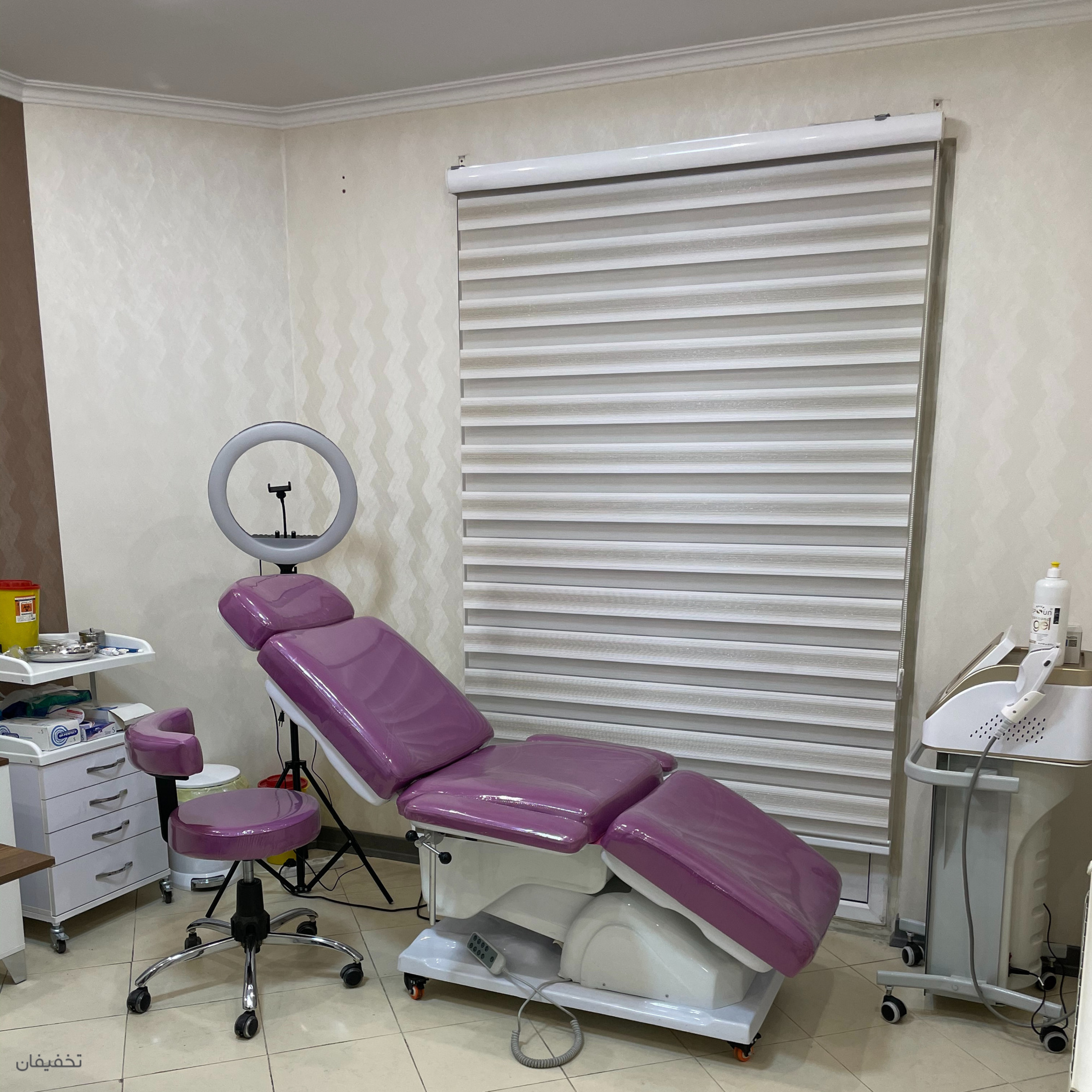 مطب پوست،مو،زيبايى دکتر نگار توئمی